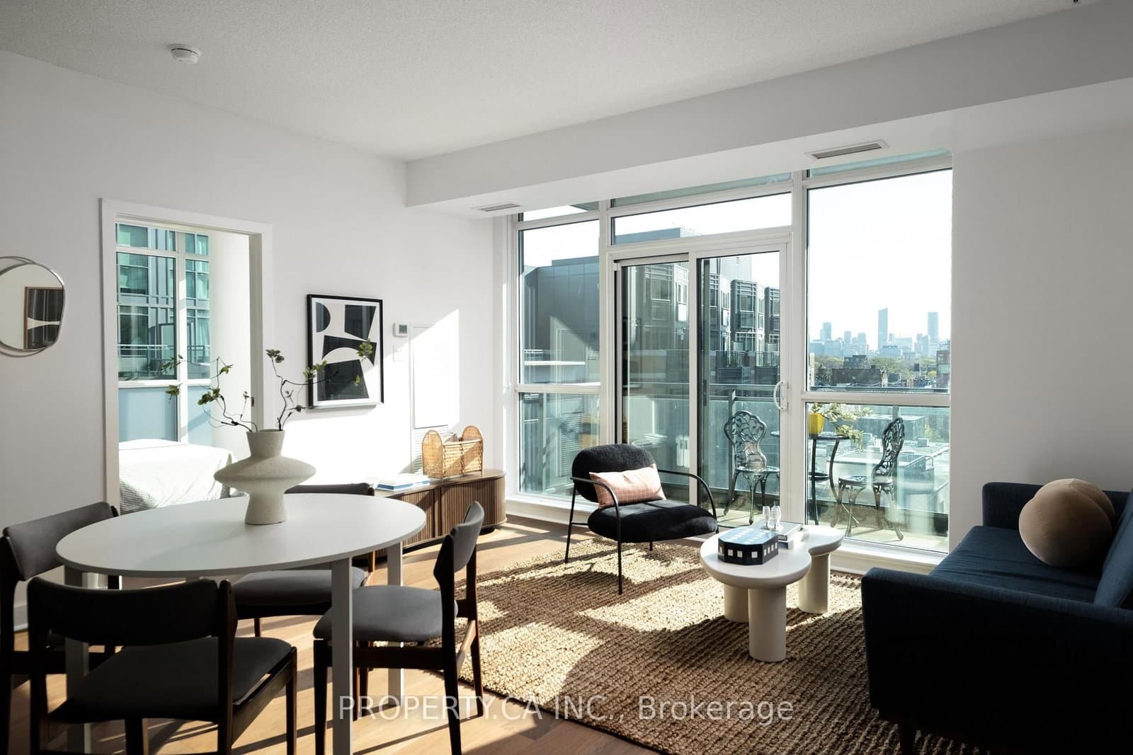 #704 - 1171 Queen Street W