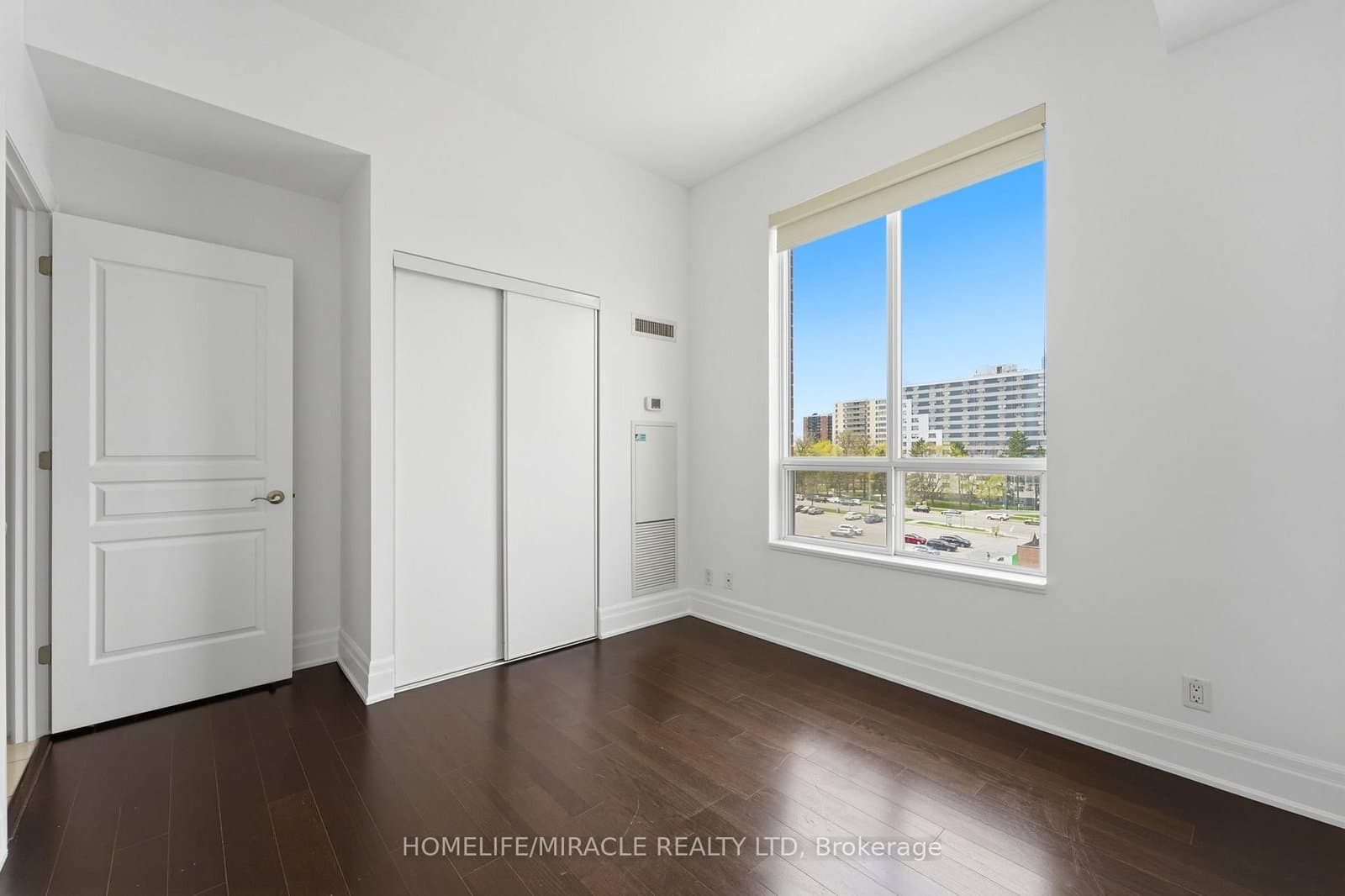 777 Steeles Avenue