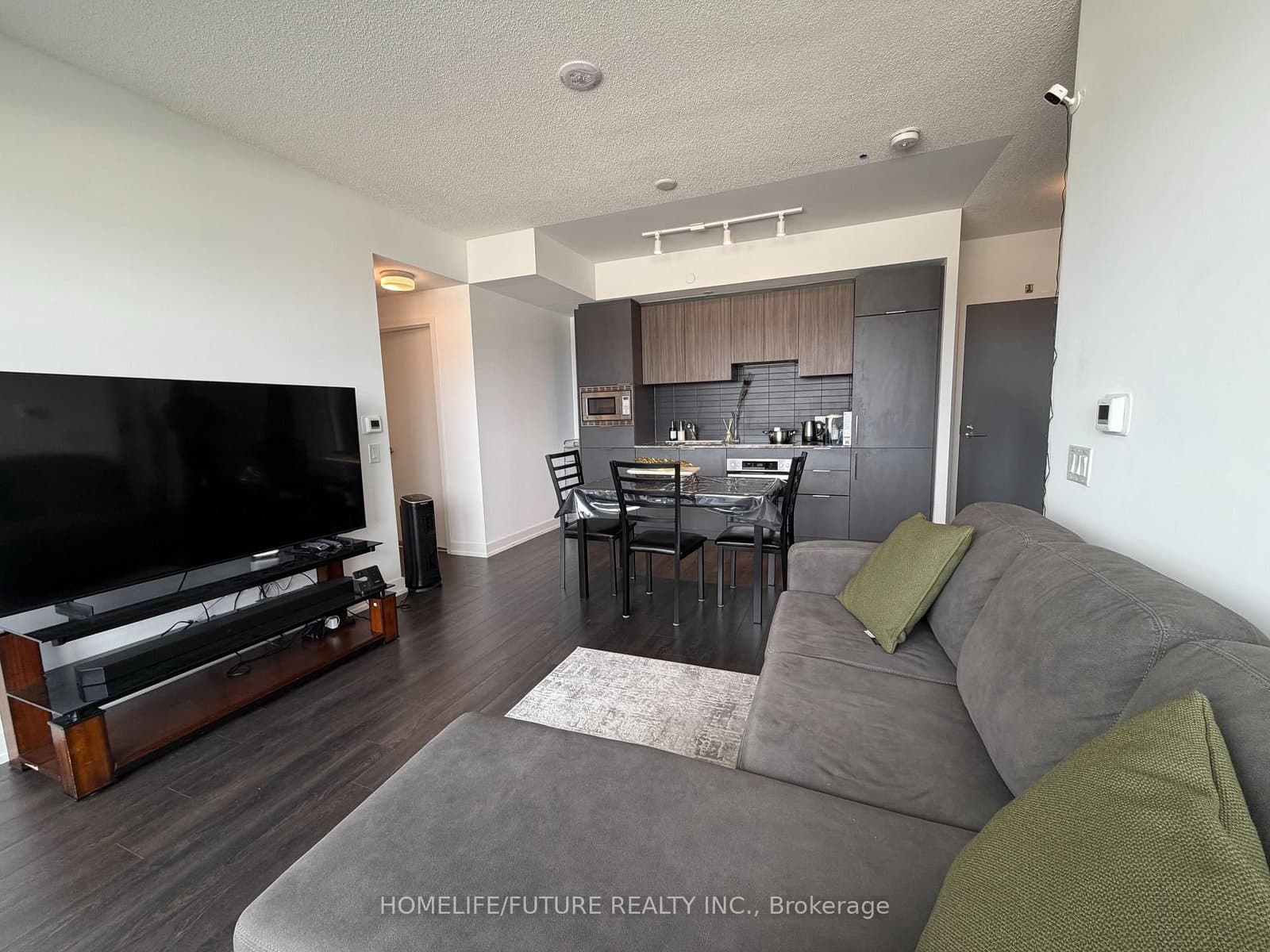 #311 - 50 O'Neill Road