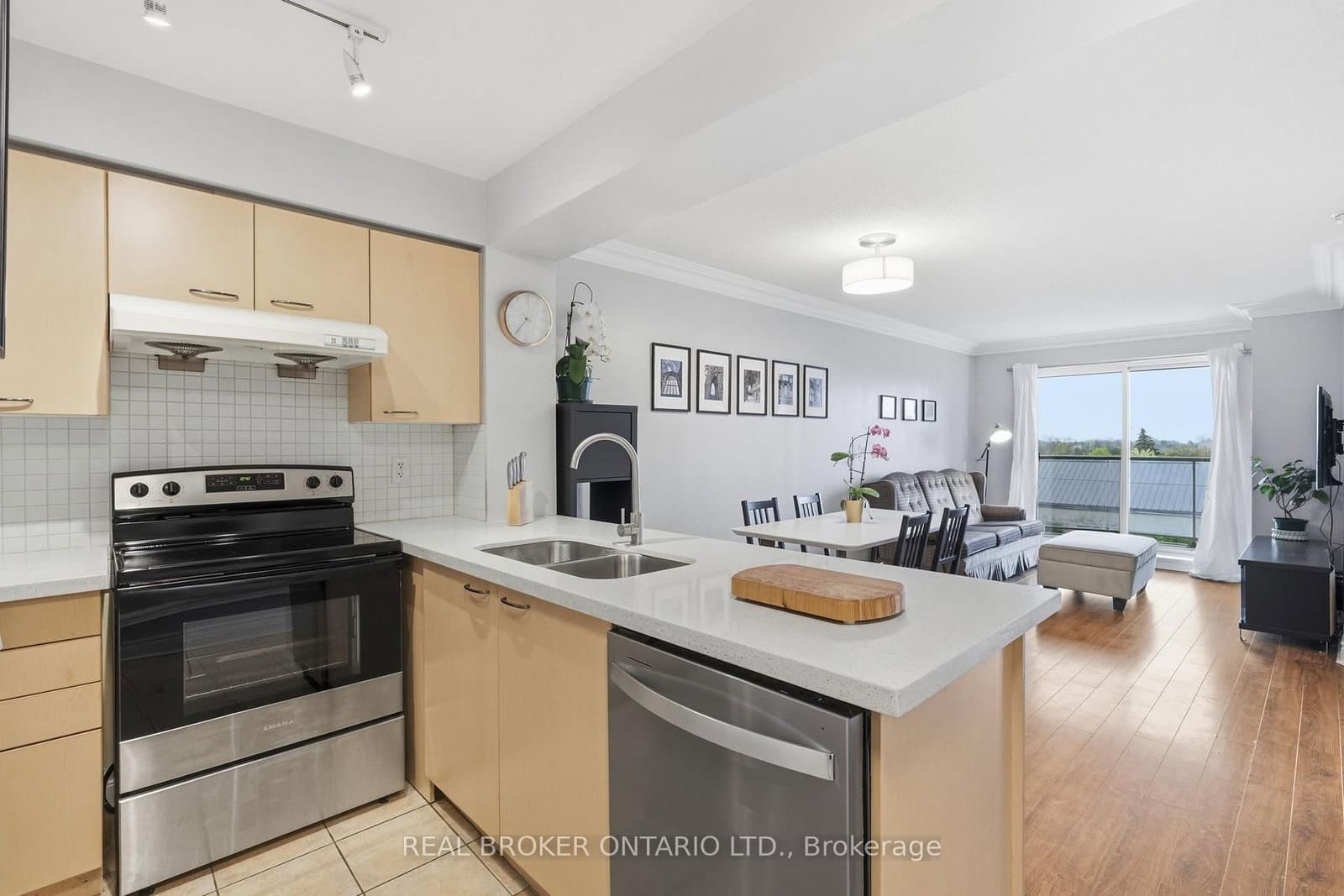 #609 - 2 Clairtrell Road