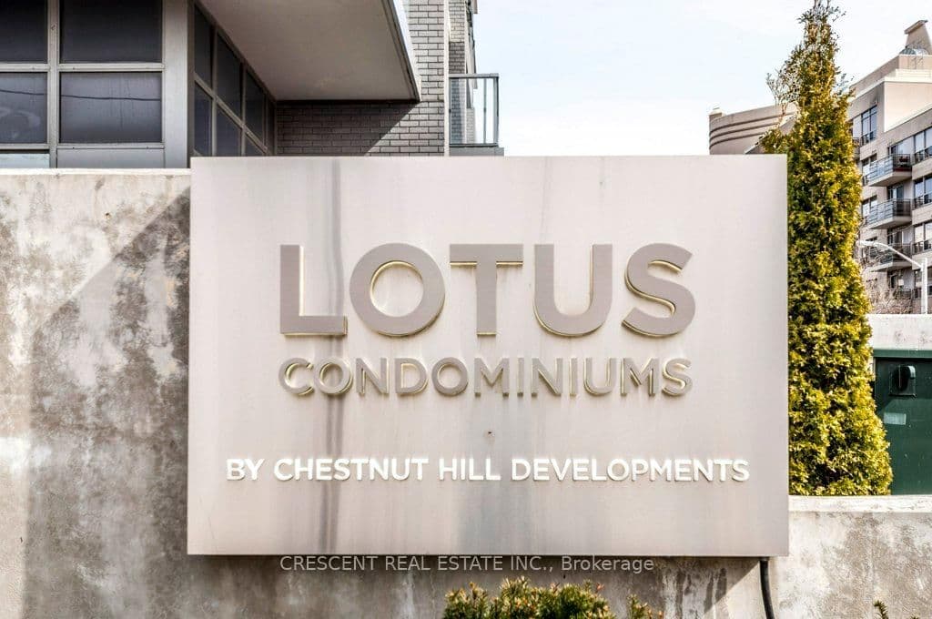 7 Kenaston Gardens, Unit 210