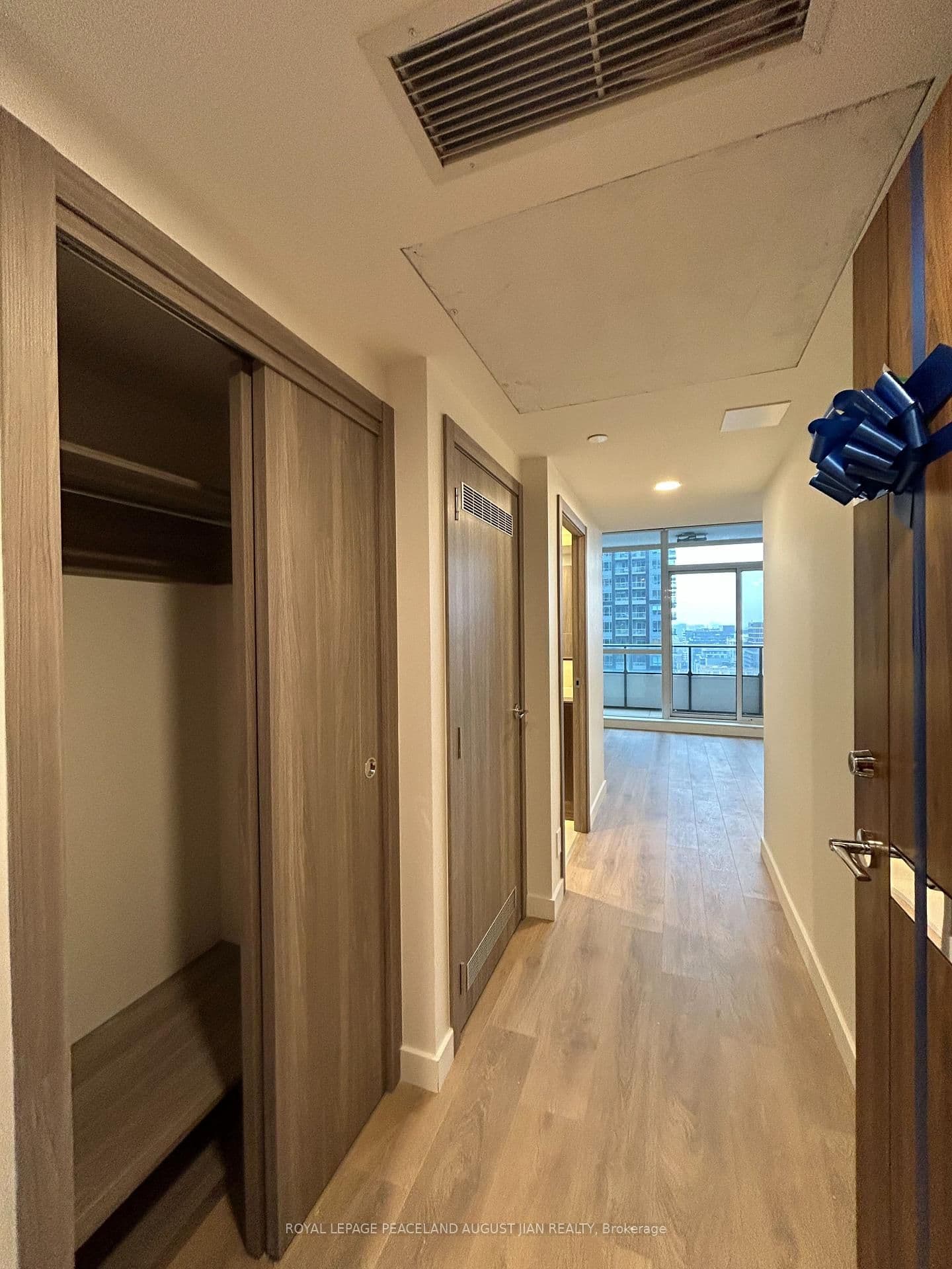 38 Widmer Street, Unit 2509