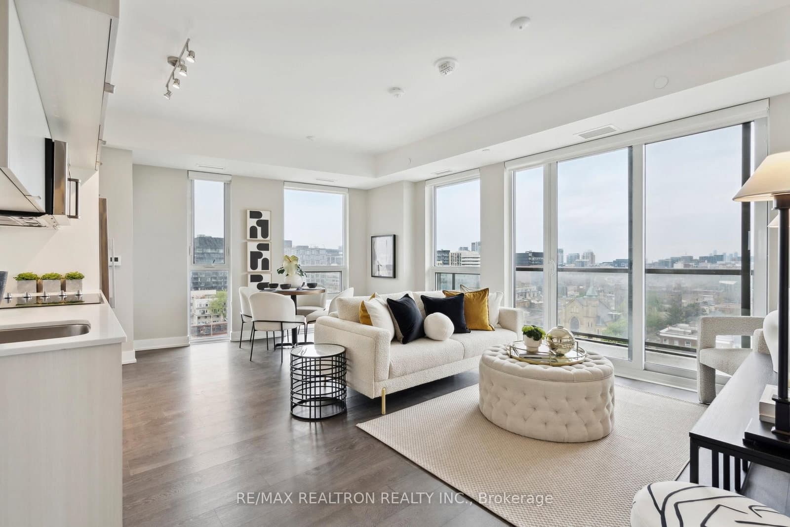 80 Vanauley Street, Unit 1117