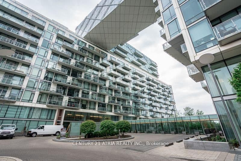39 Queens Quay E, Unit 719