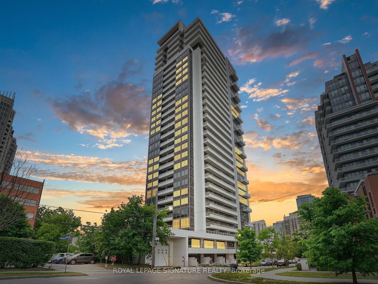 75 Canterbury Place, Unit TH105
