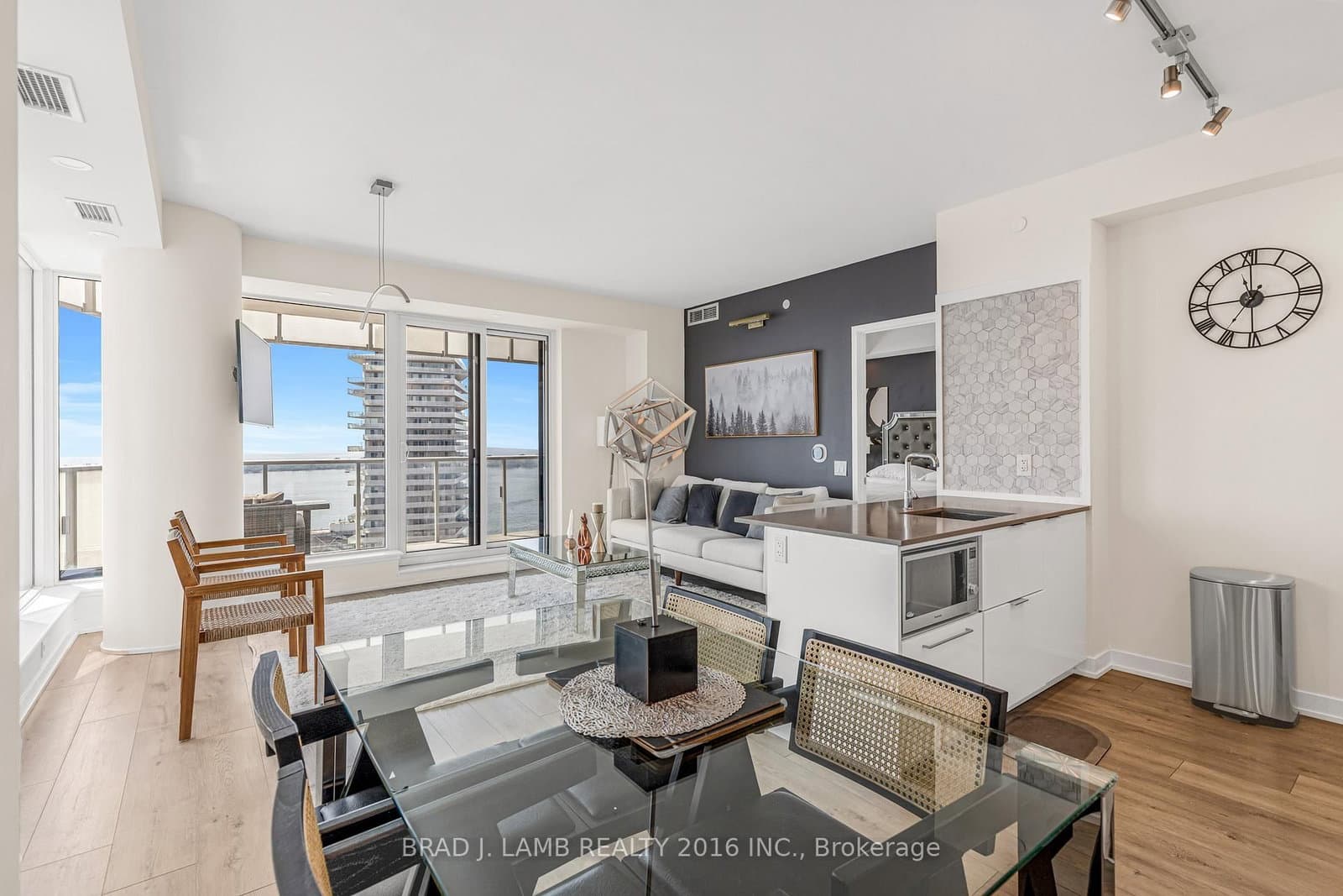 28 Freeland Street, Unit 2609