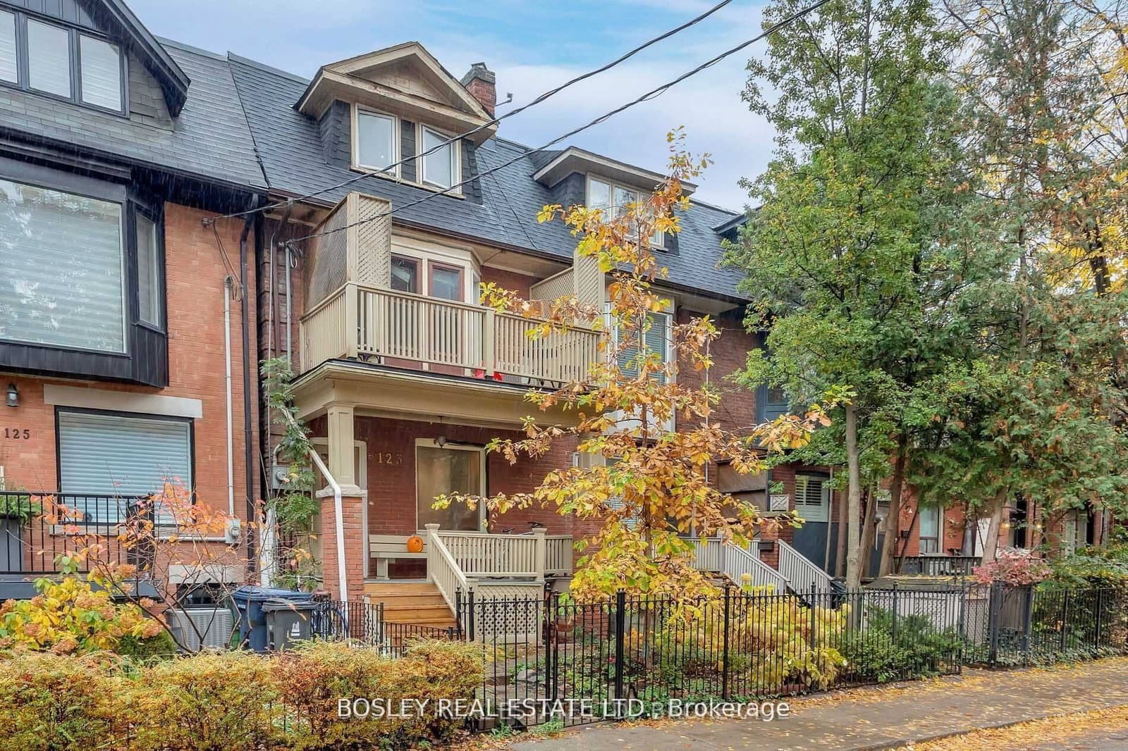 123 Seaton Street, Unit Main