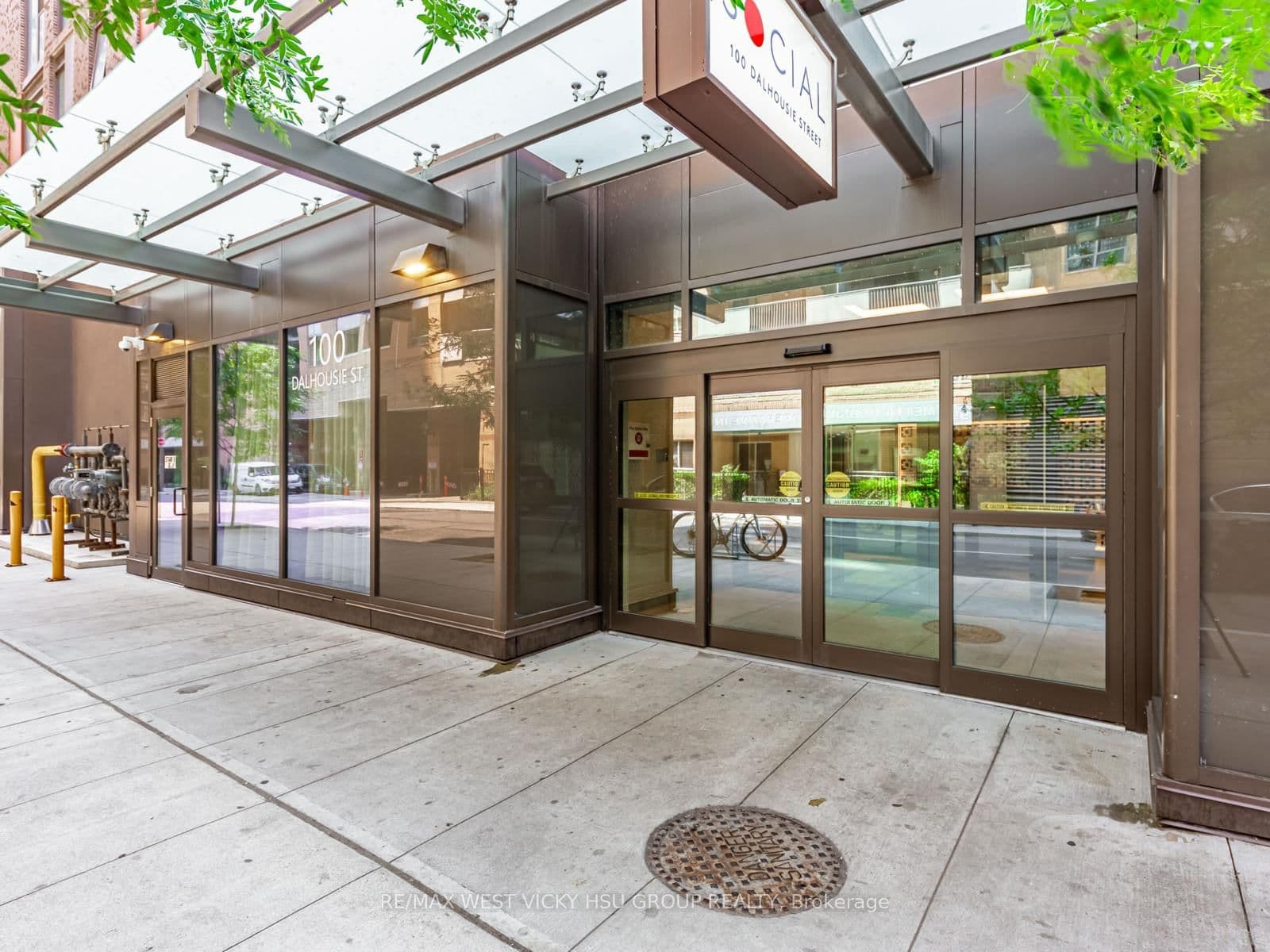 #3301 - 100 Dalhousie Street