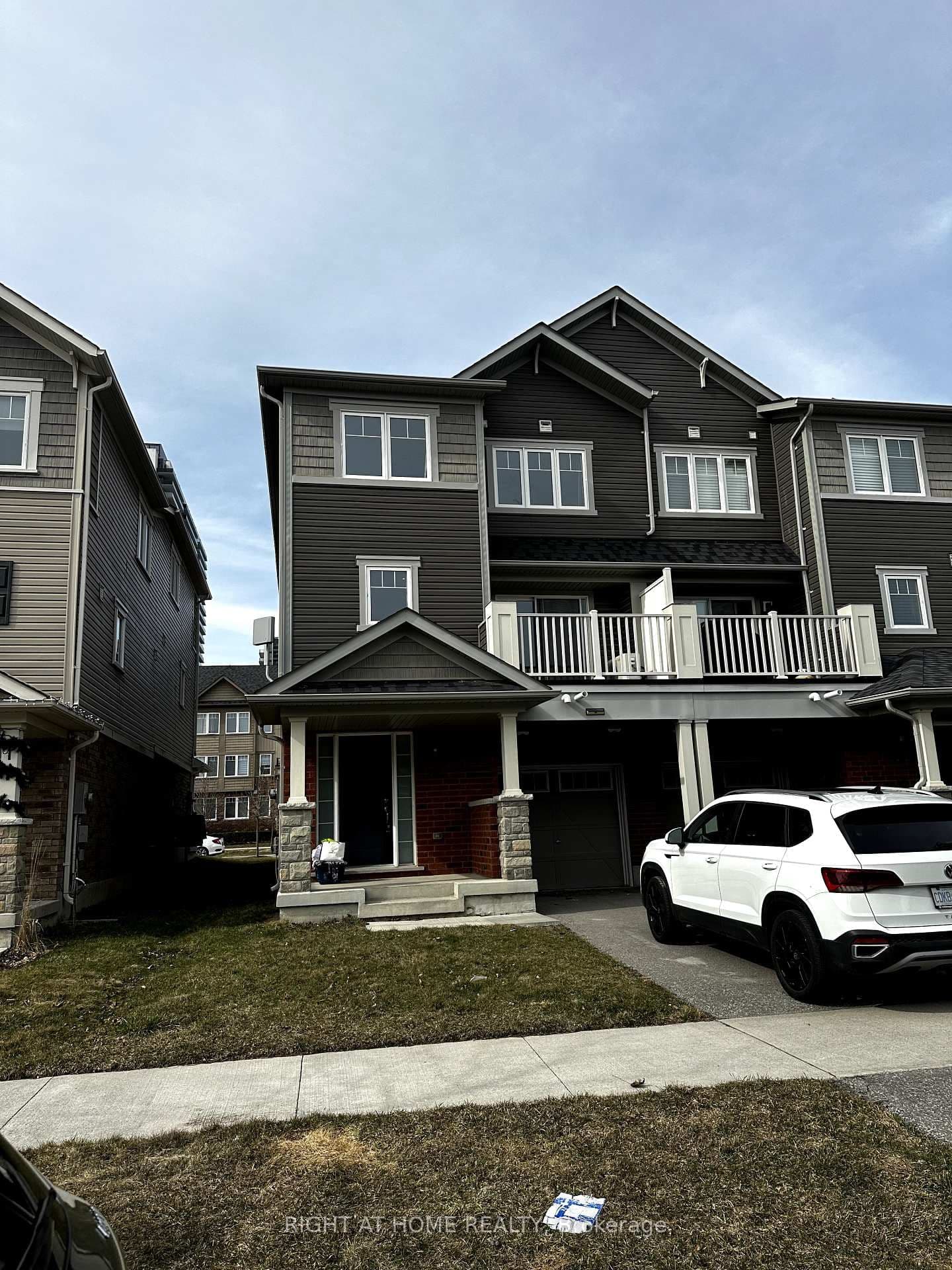 27 Nearco Crescent