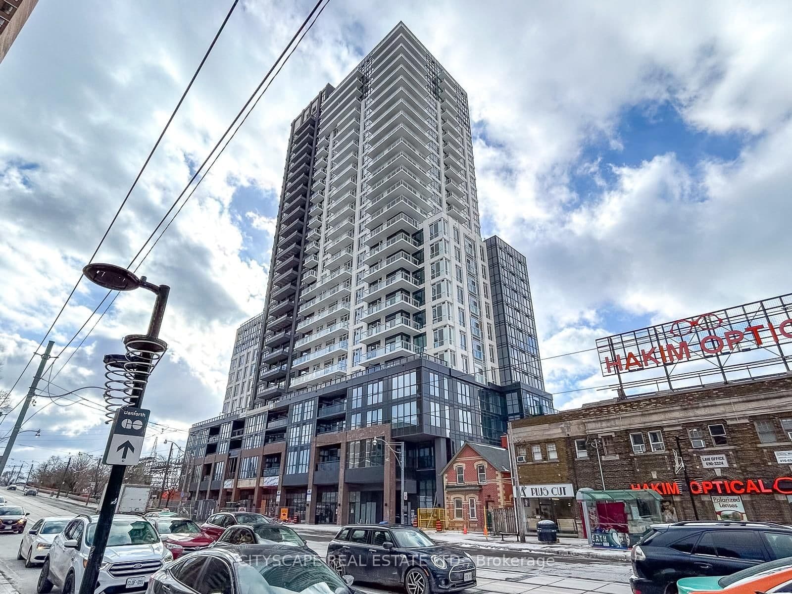 286 Main Street, Unit 203