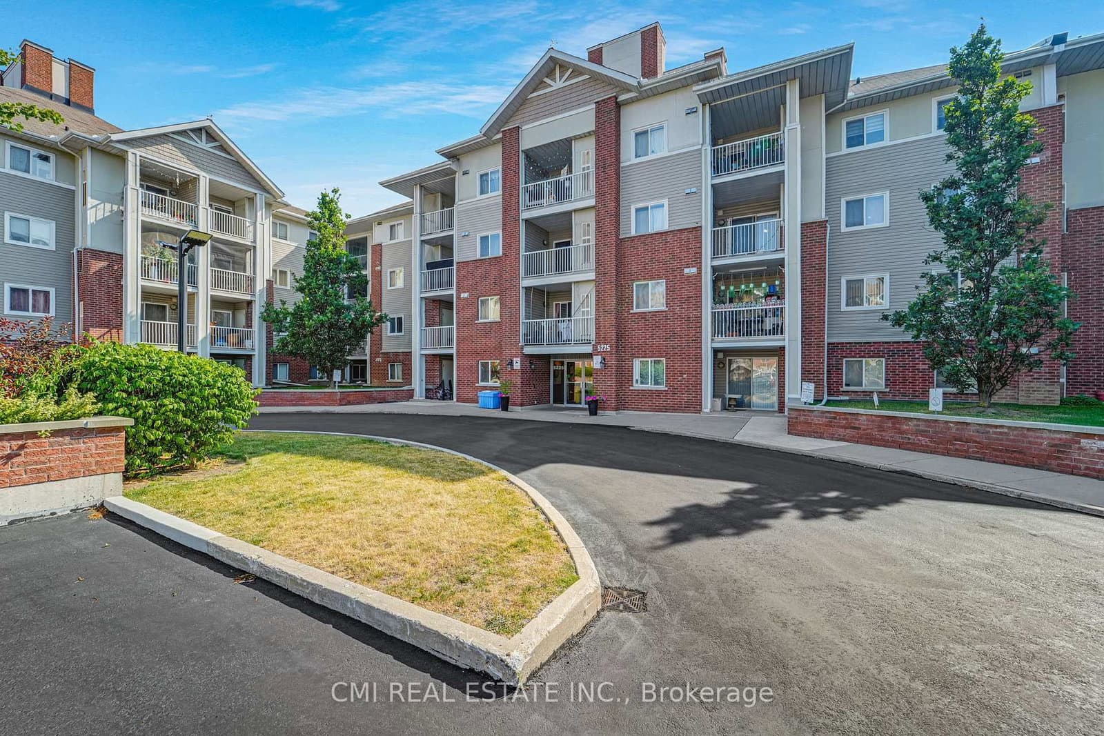 #203 - 5225 Finch Avenue E