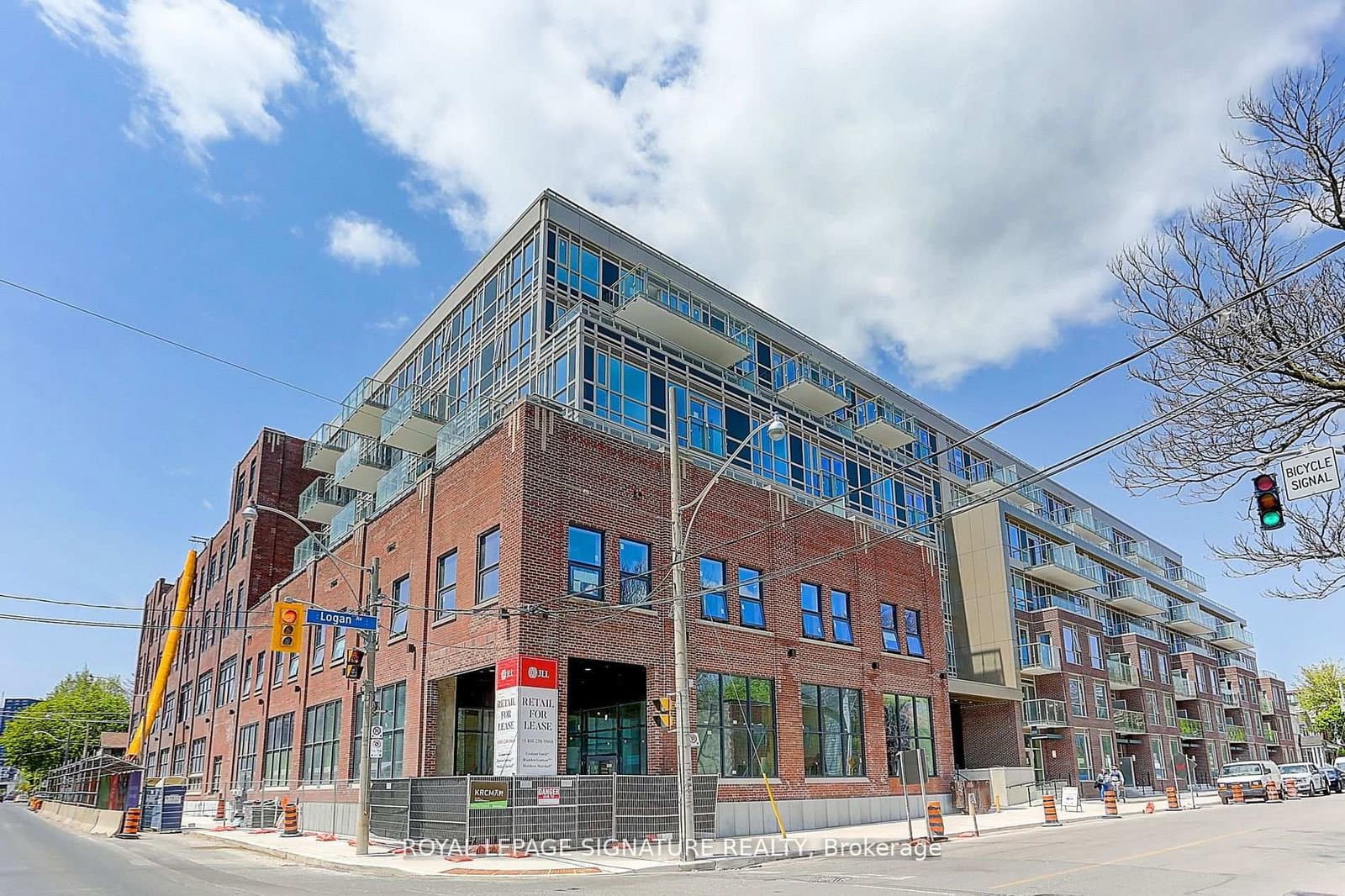 150 Logan Avenue, Unit 512