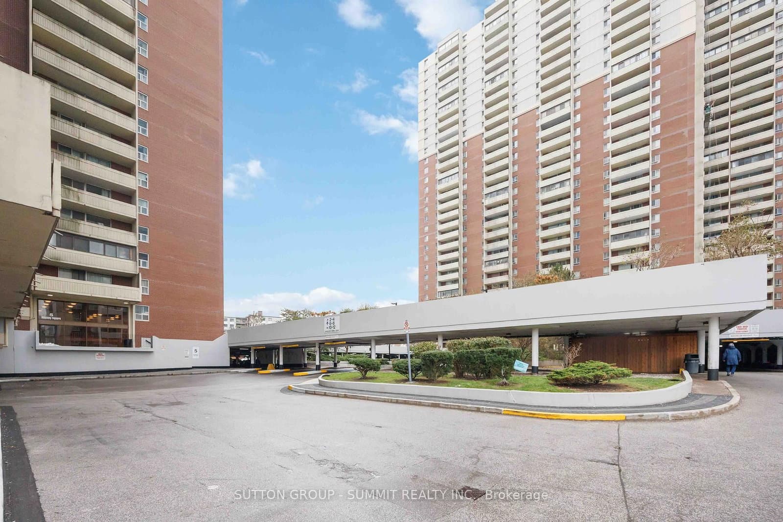 #2110 - 5 Massey Square
