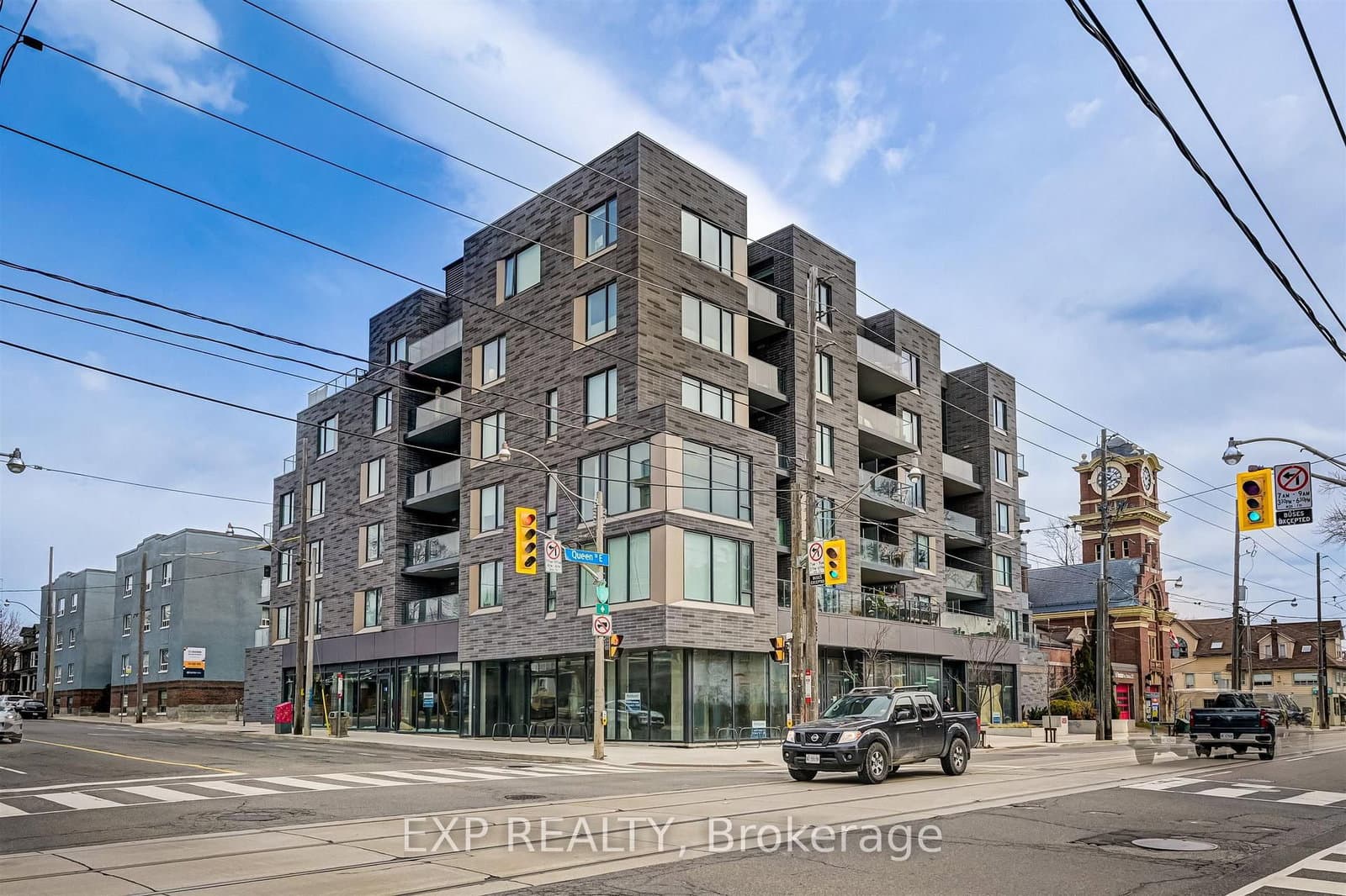 #403 - 1888 Queen Street E