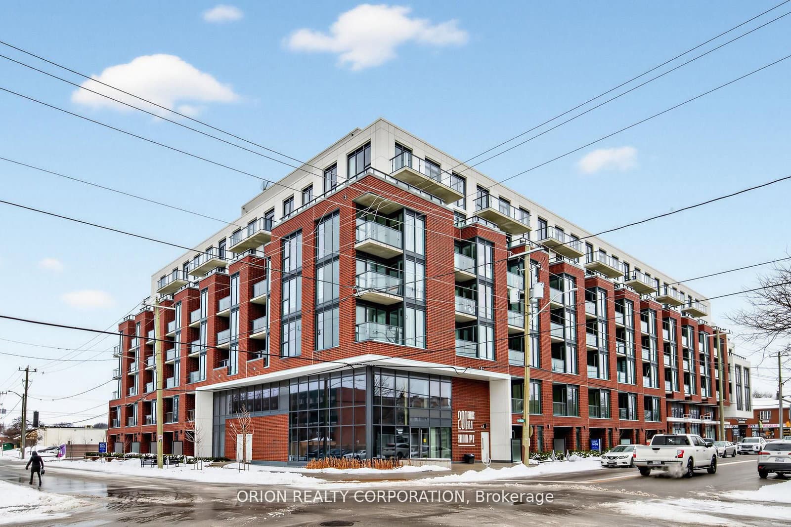 #110 - 201 Brock Street S