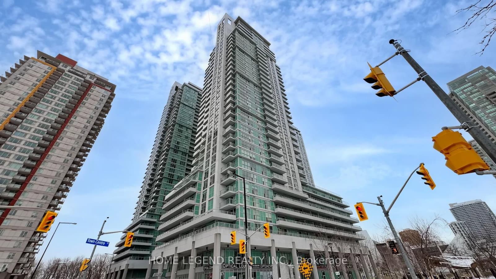 #1002 - 70 Town Centre Court