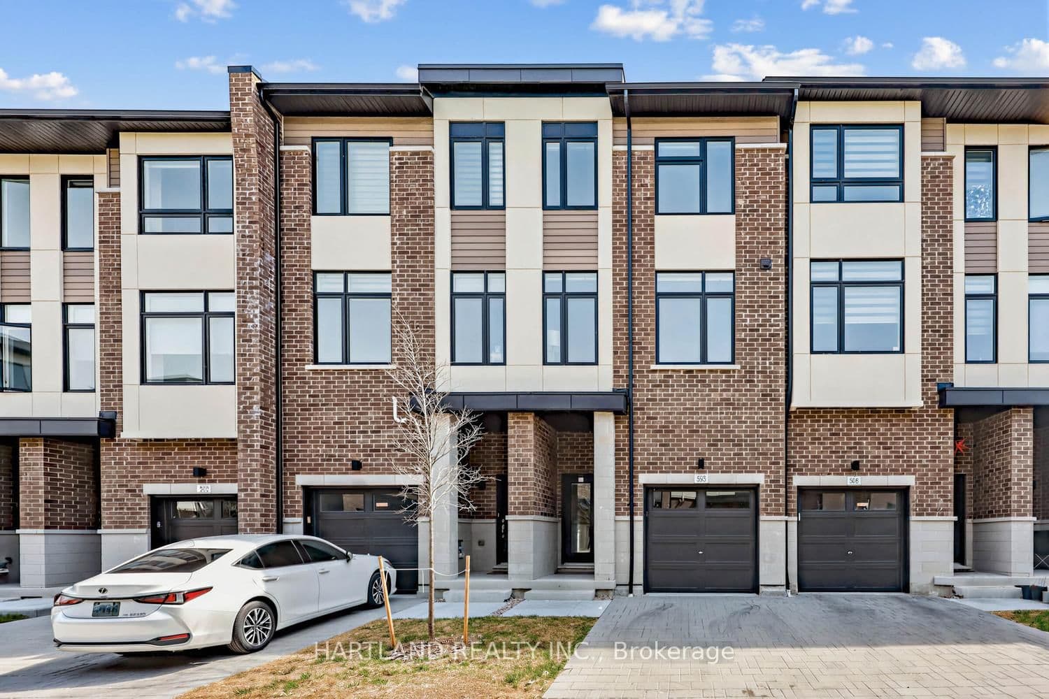 #505 - 1695 Dersan Street