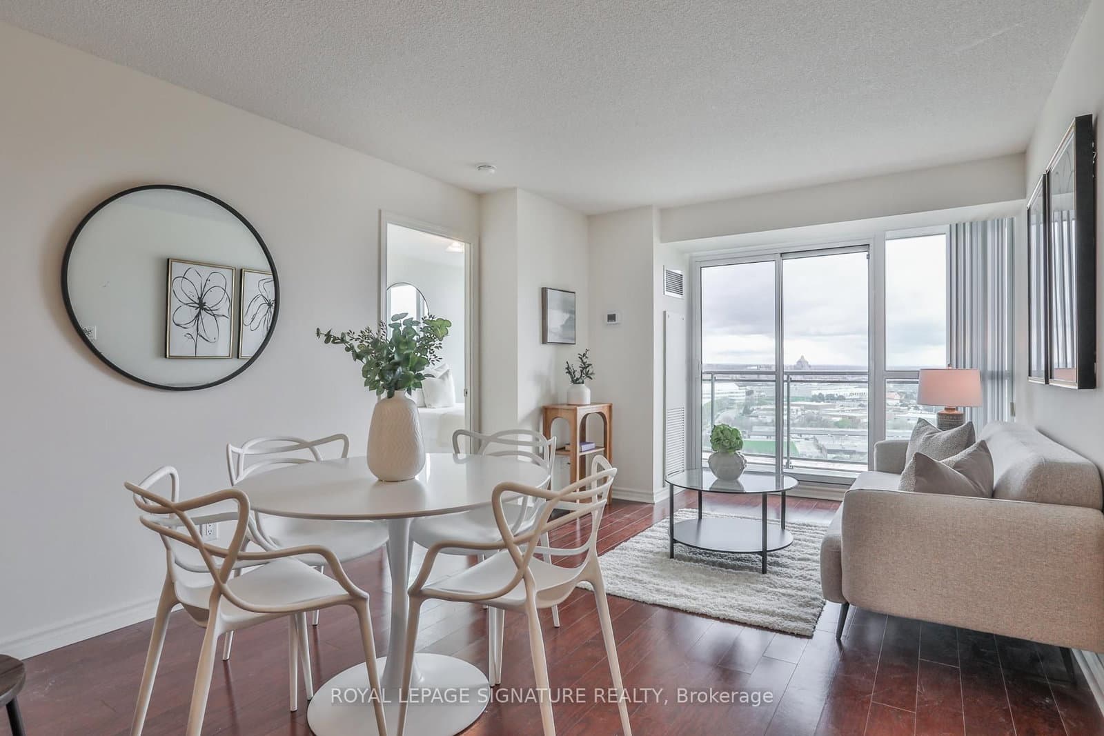#2207 - 88 Grangeway Avenue