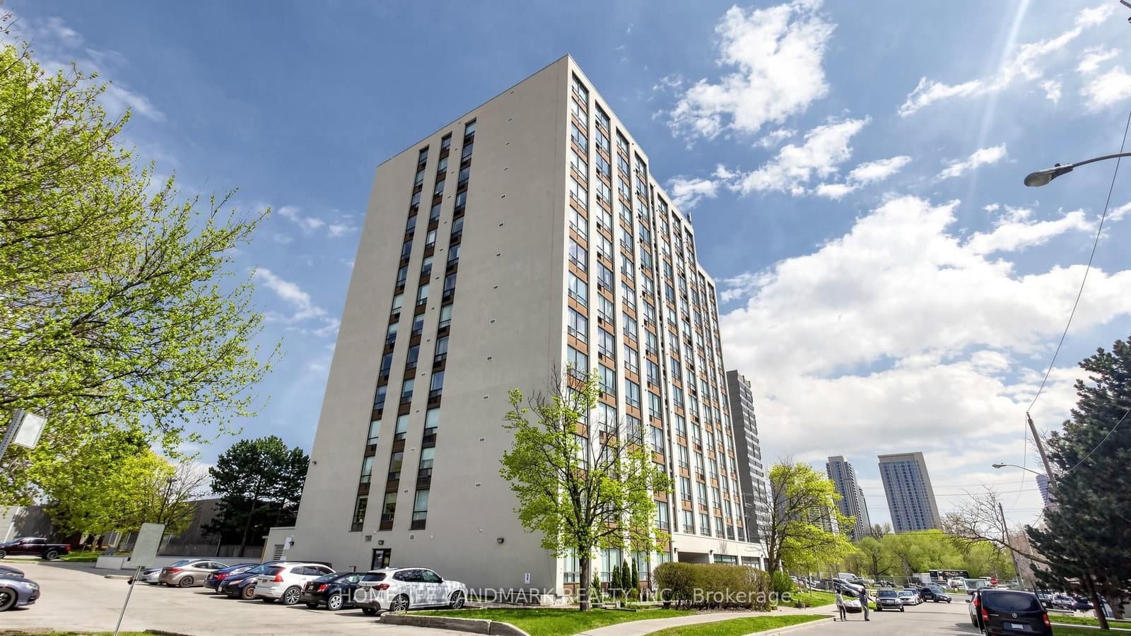 #606 - 1 Reidmount Avenue