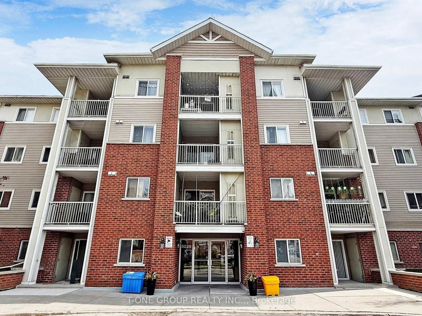 #217 - 5225 Finch Avenue E