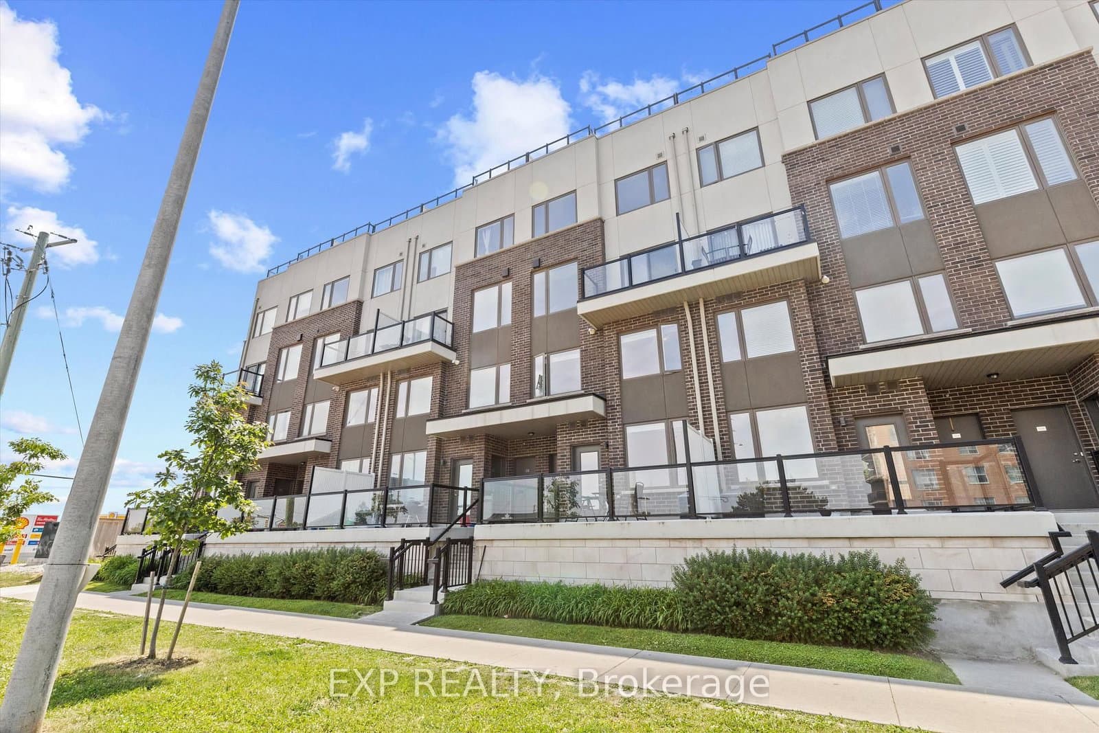 1460 Whites Road, Unit 305