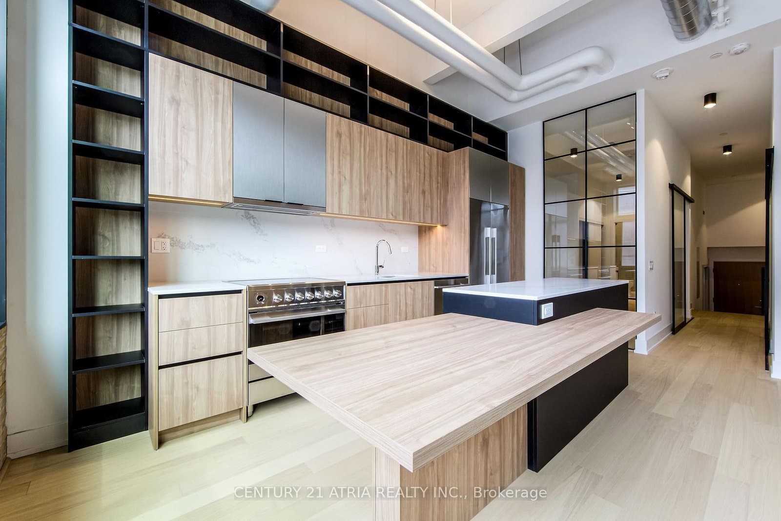 150 Logan Avenue, Unit 202