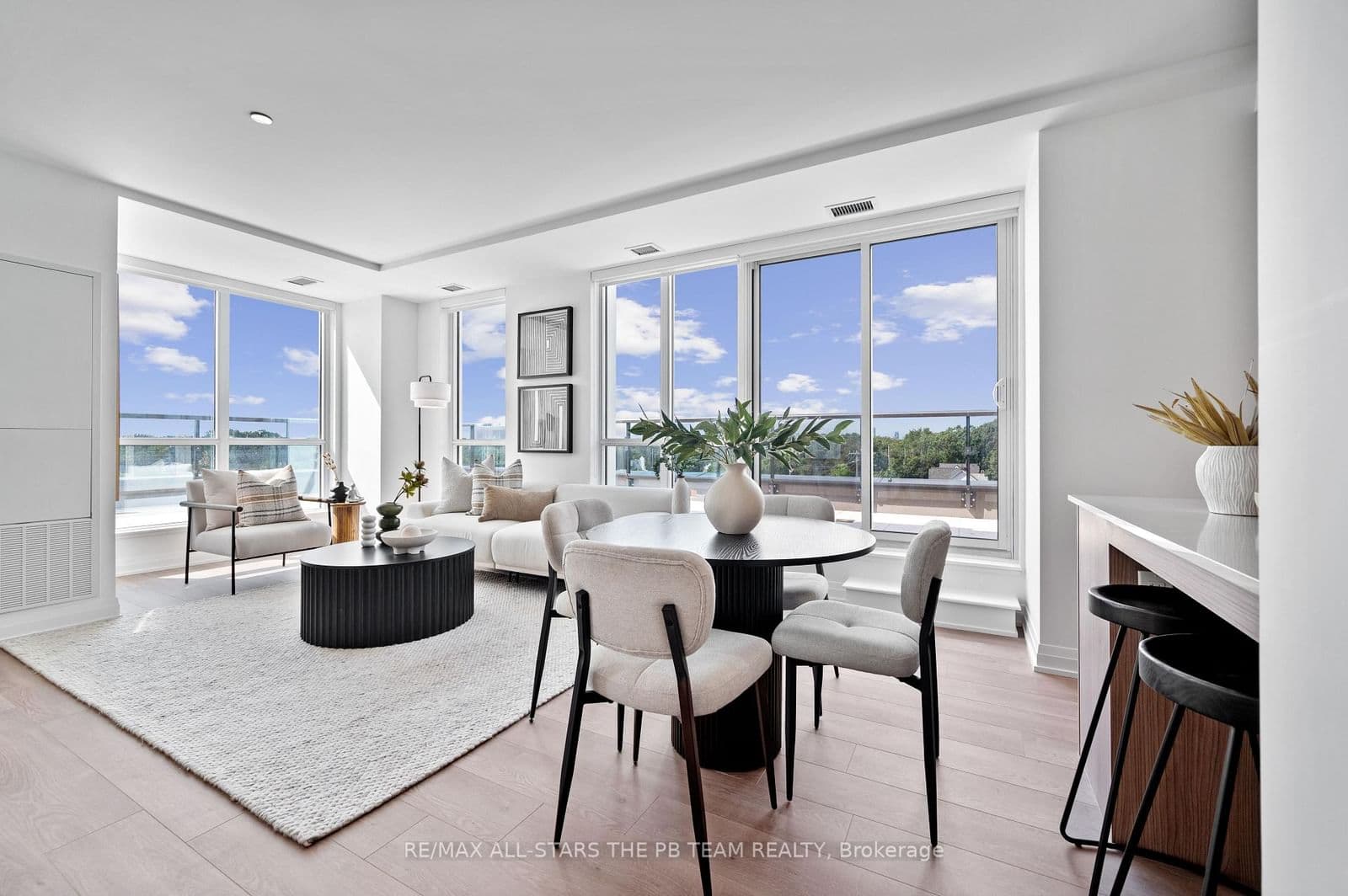 286 Main Street, Unit 516