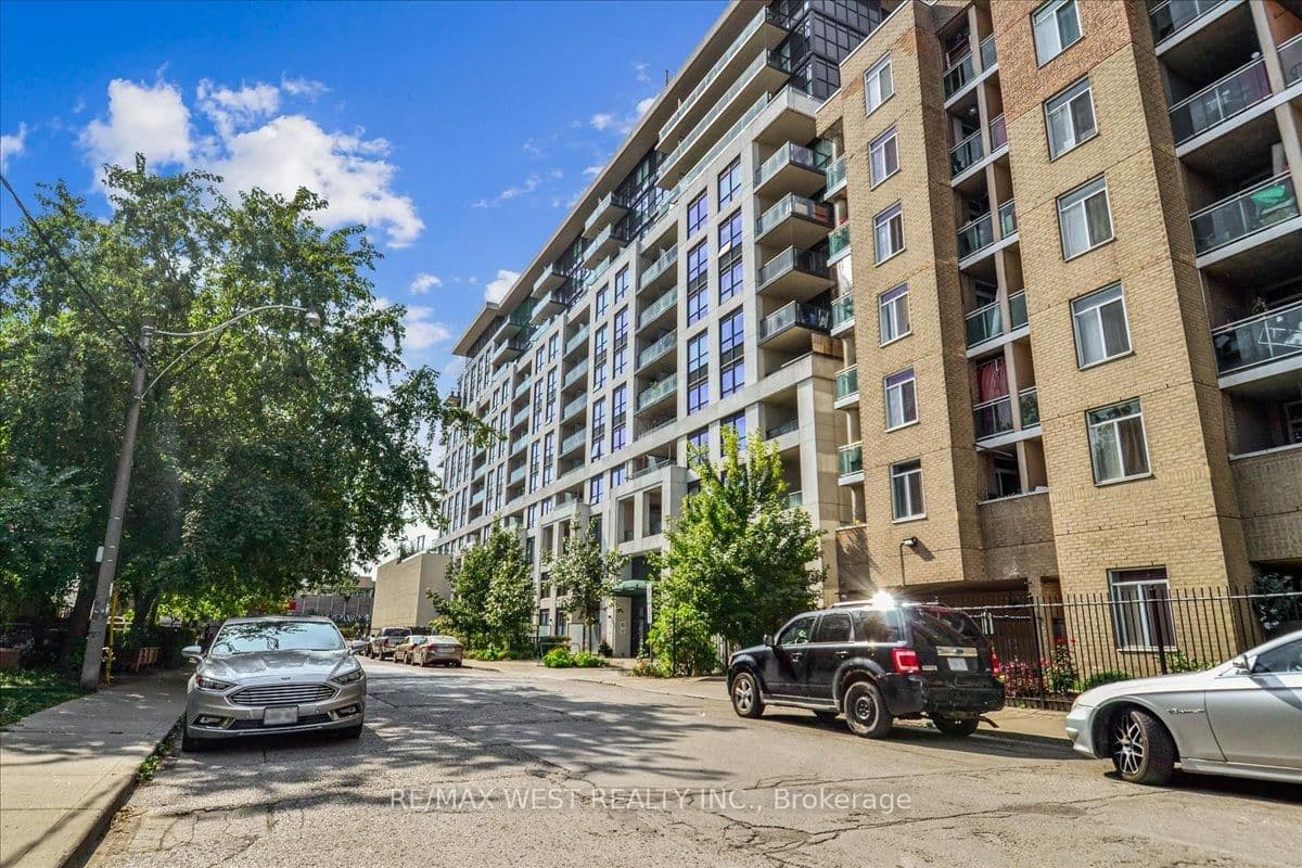 8 Trent Avenue, Unit 307