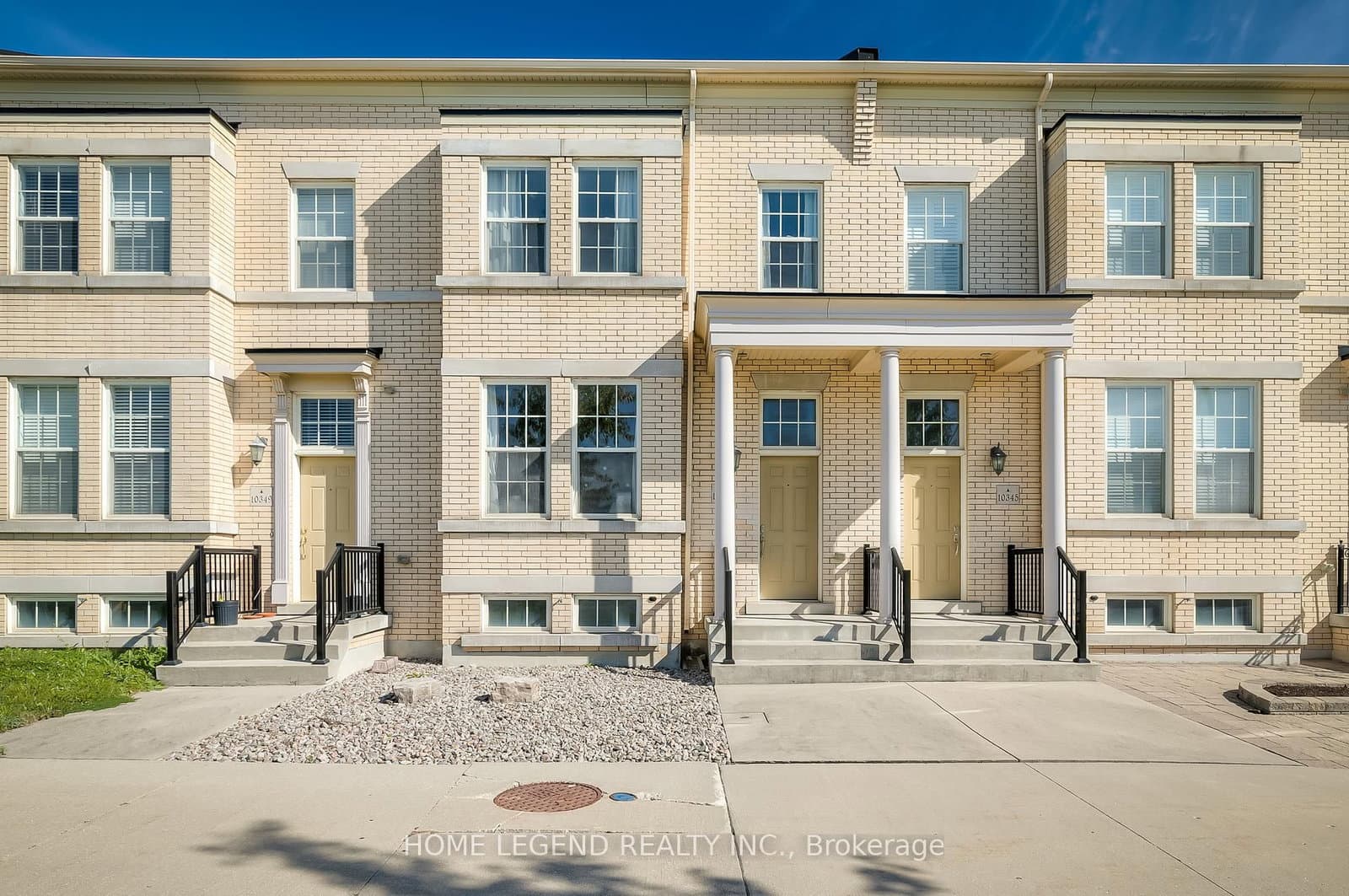 10347 Woodbine Avenue