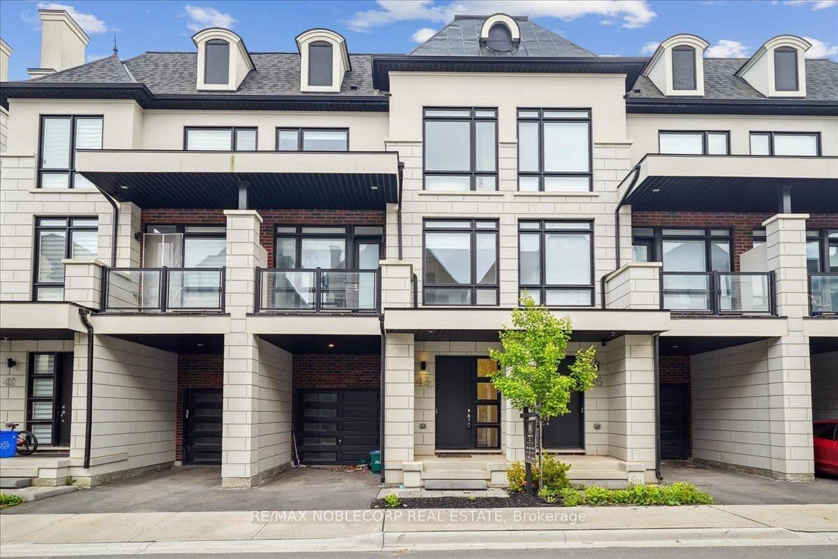 43 Globemaster Lane