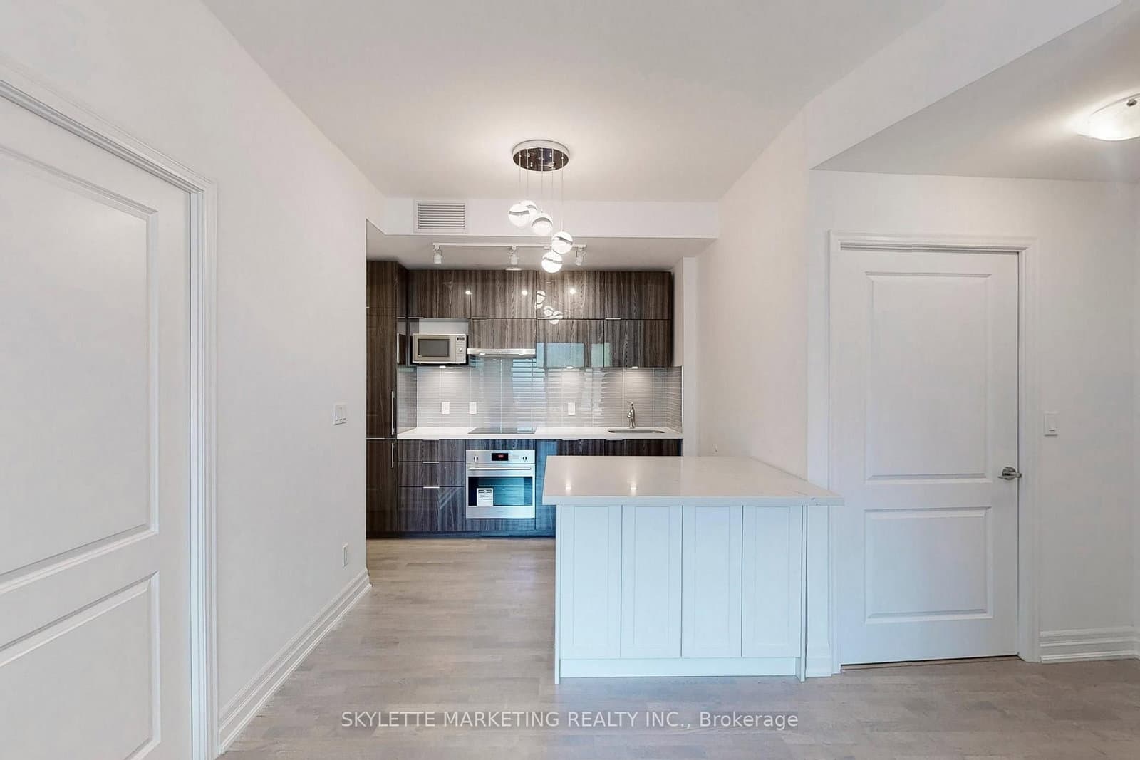 #529A - 10 Rouge Valley Drive W