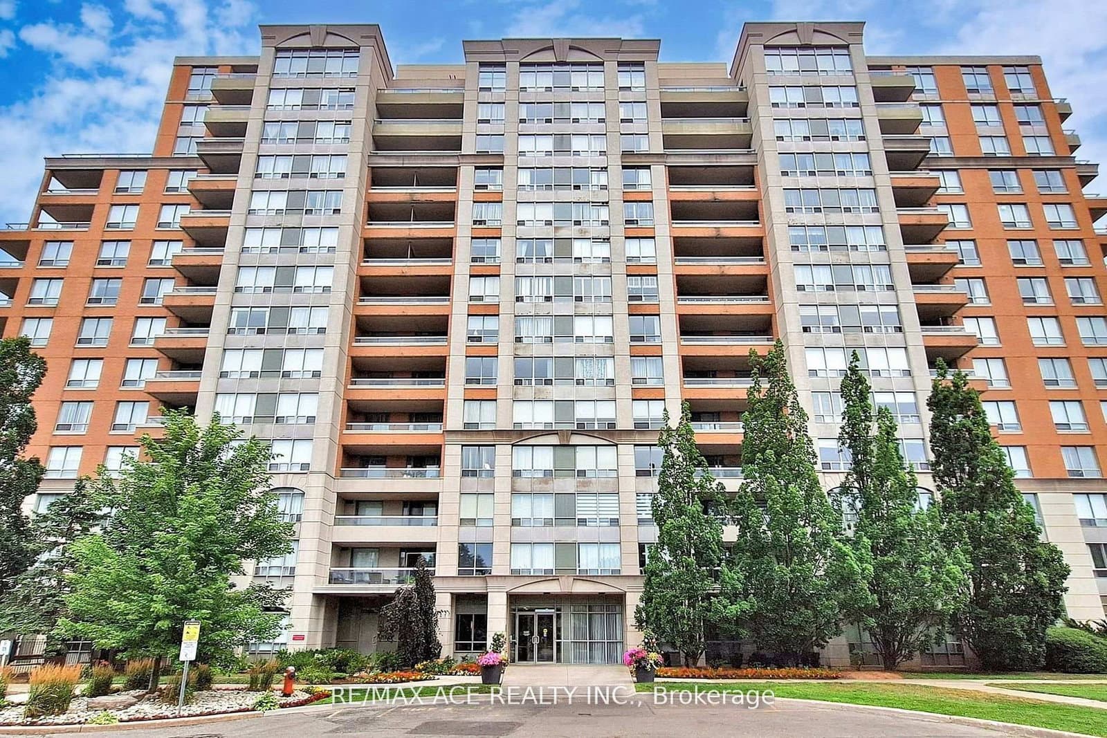 #1108 - 29 Northern Heights Drive