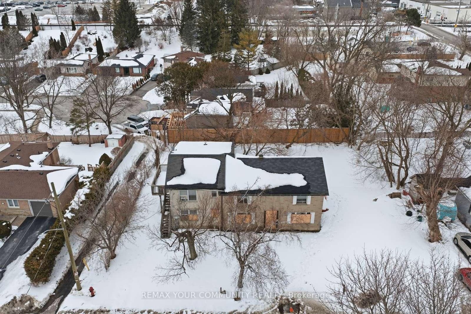 33 Walton Drive