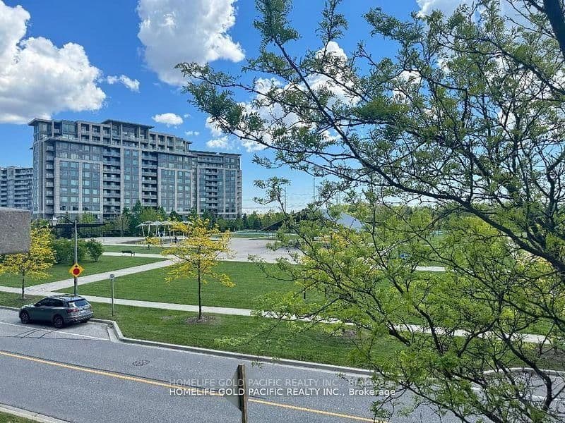 #207 - 37 Galleria Parkway