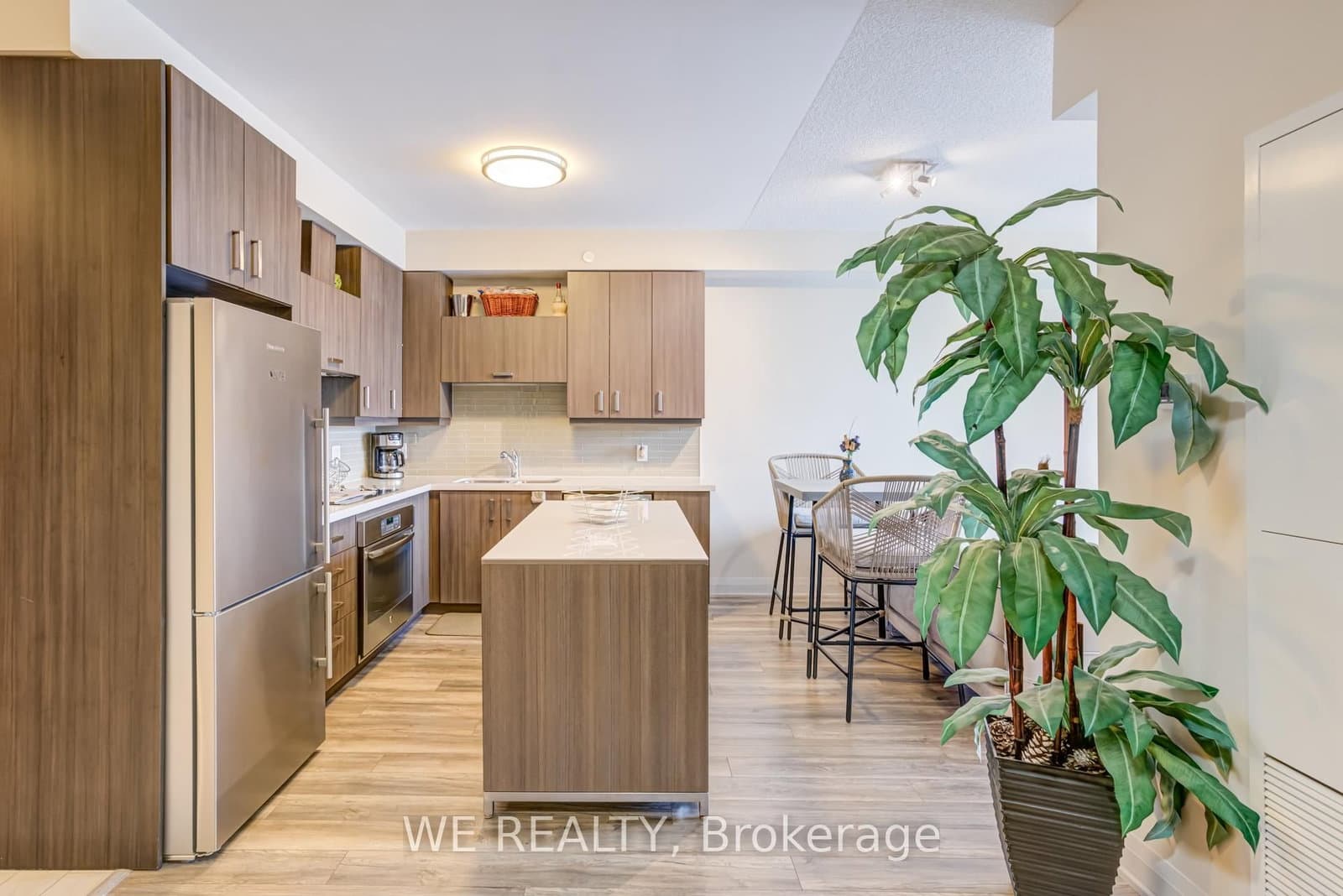 #316 - 28 Uptown Drive