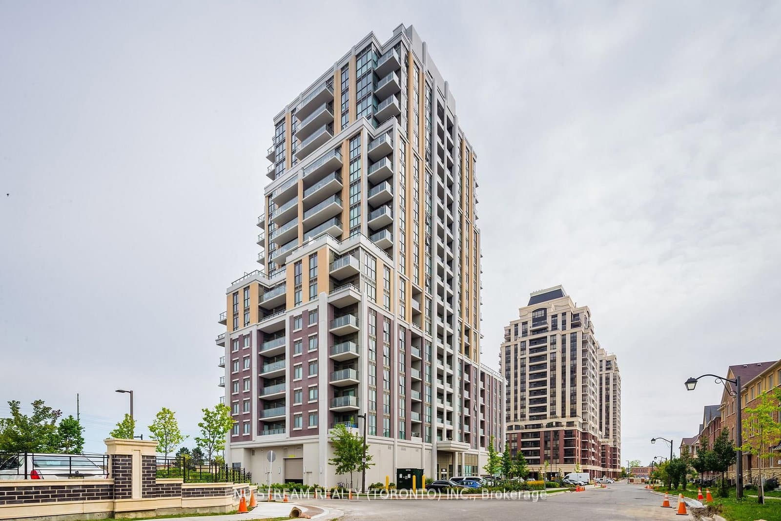 #905 - 9560 Markham Road