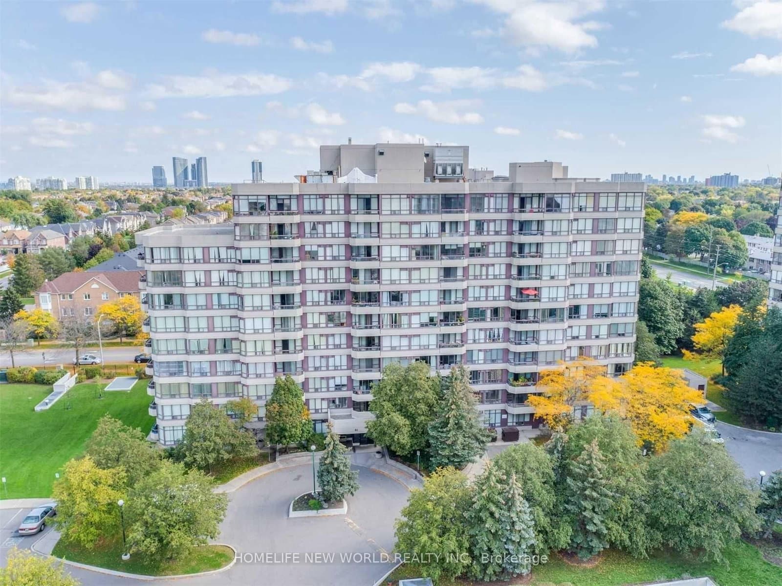 #205 - 81 Townsgate Drive