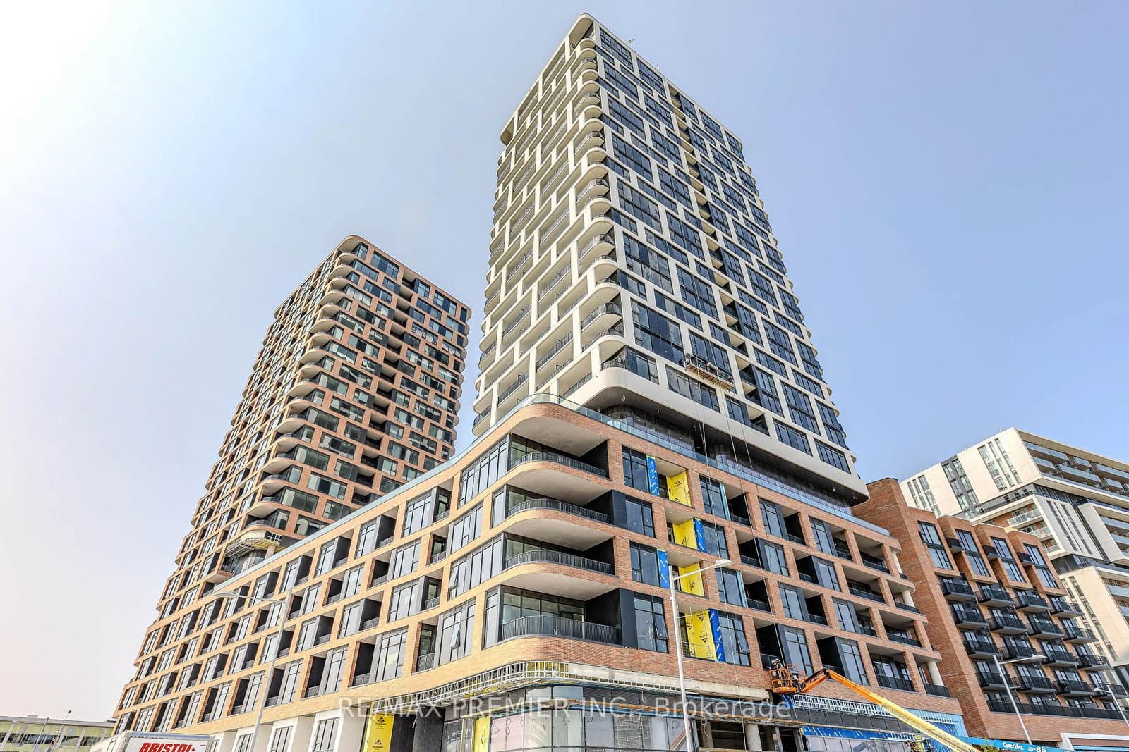 #2111 - 56 Andre De Grasse Street