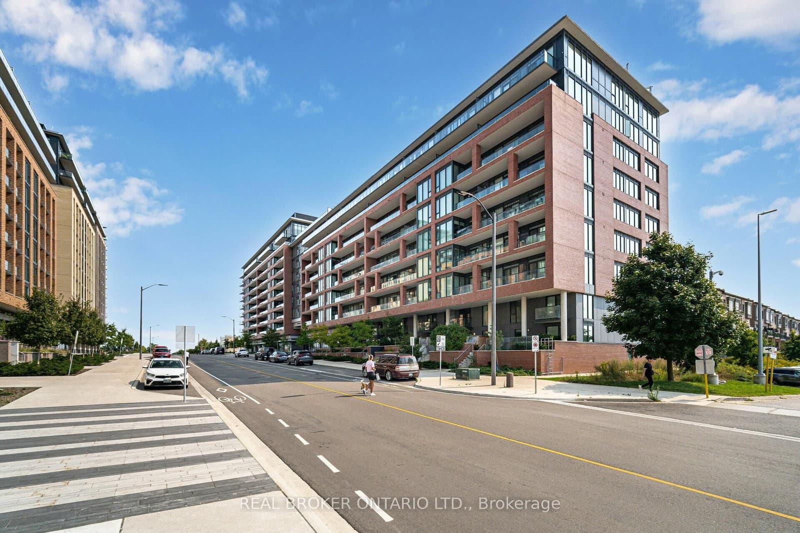 99 Eagle Rock Way, Unit 611