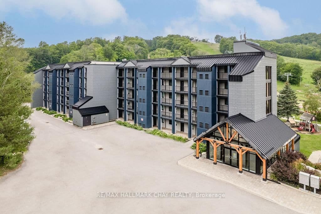 #307 - 80 Horseshoe Boulevard