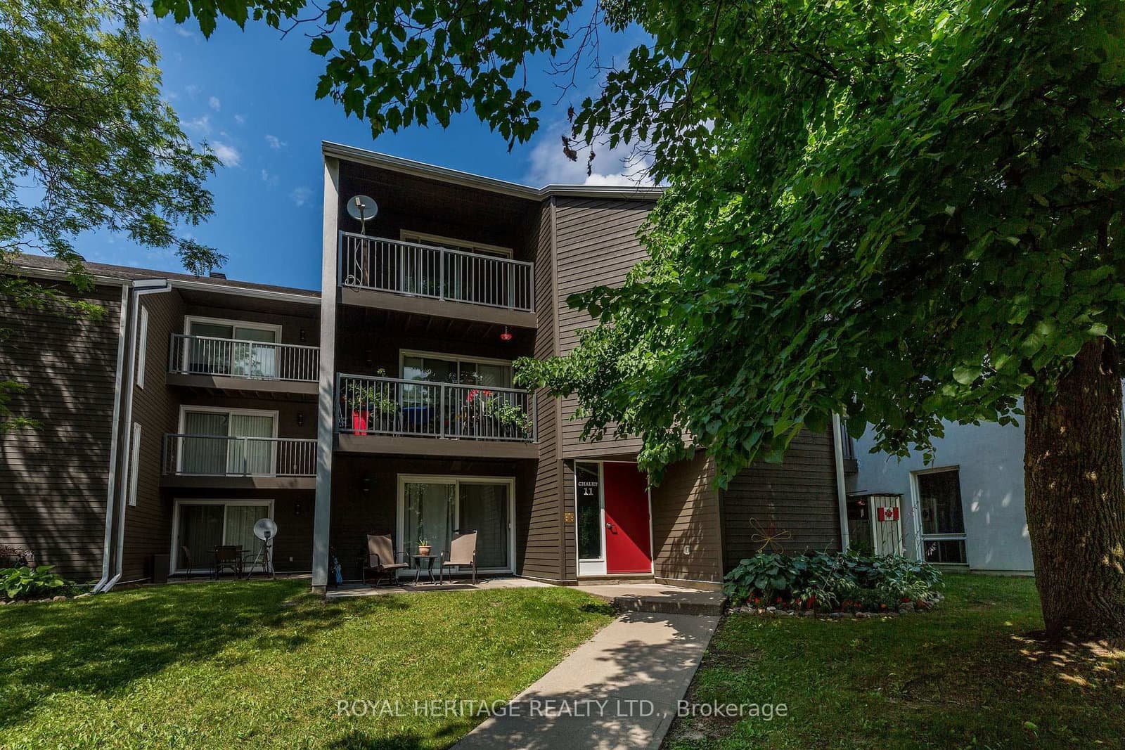 1102 Horseshoe Valley Road W, Unit 311