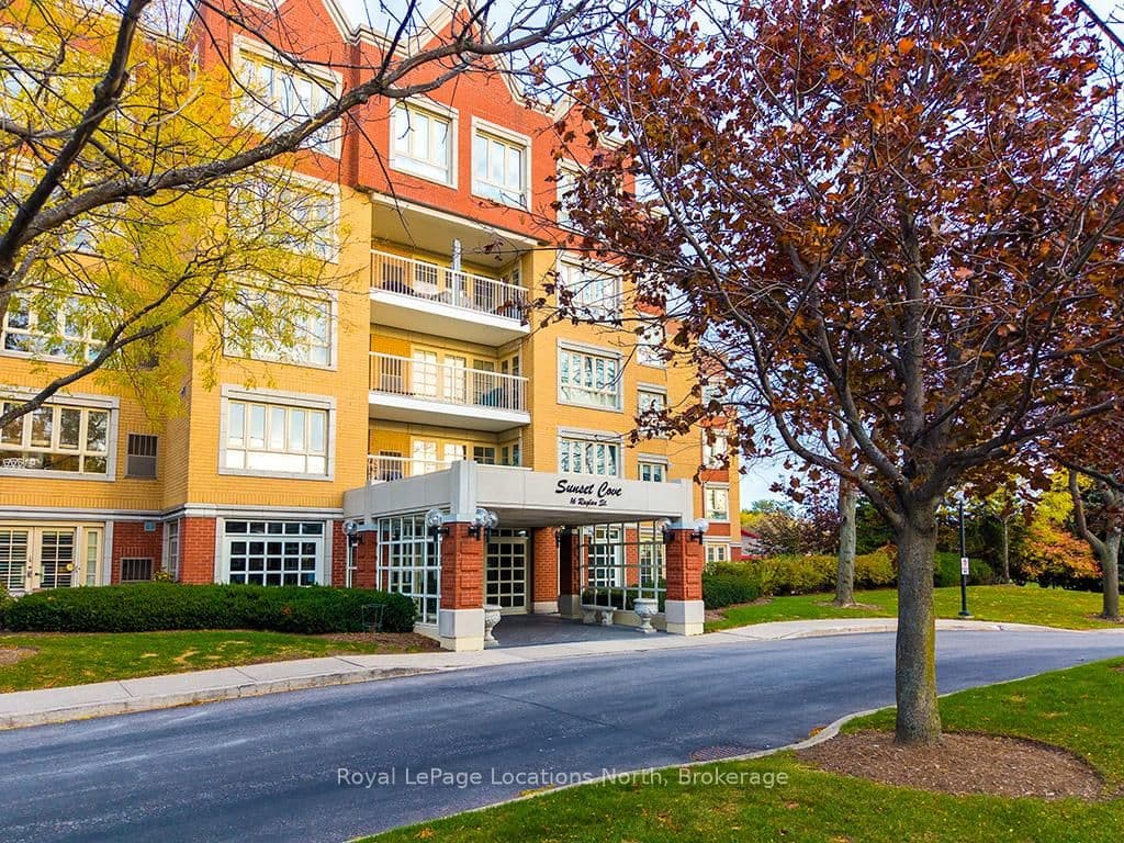 #412 - 16 Raglan Street