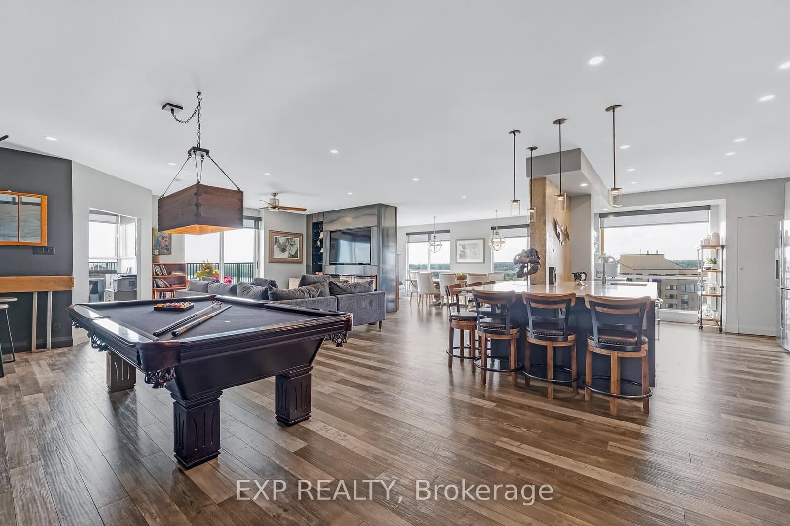 #1502 - 65 Ellen Street