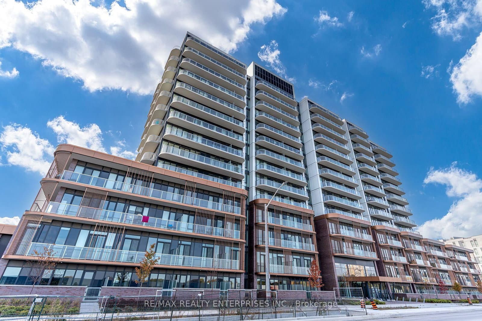220 Missinnihe Way, Unit 110