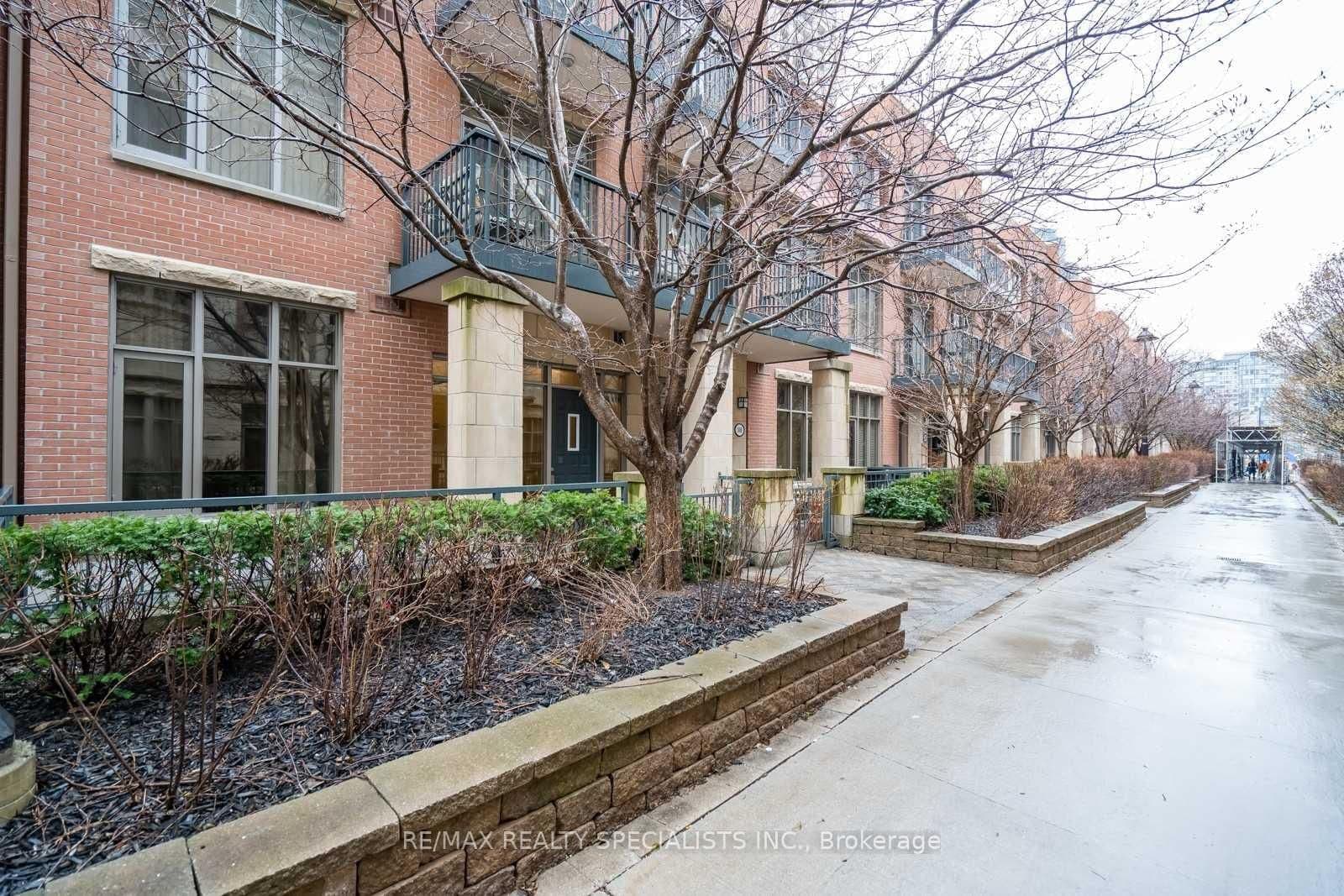 330 Princess Royal Drive, Unit 320