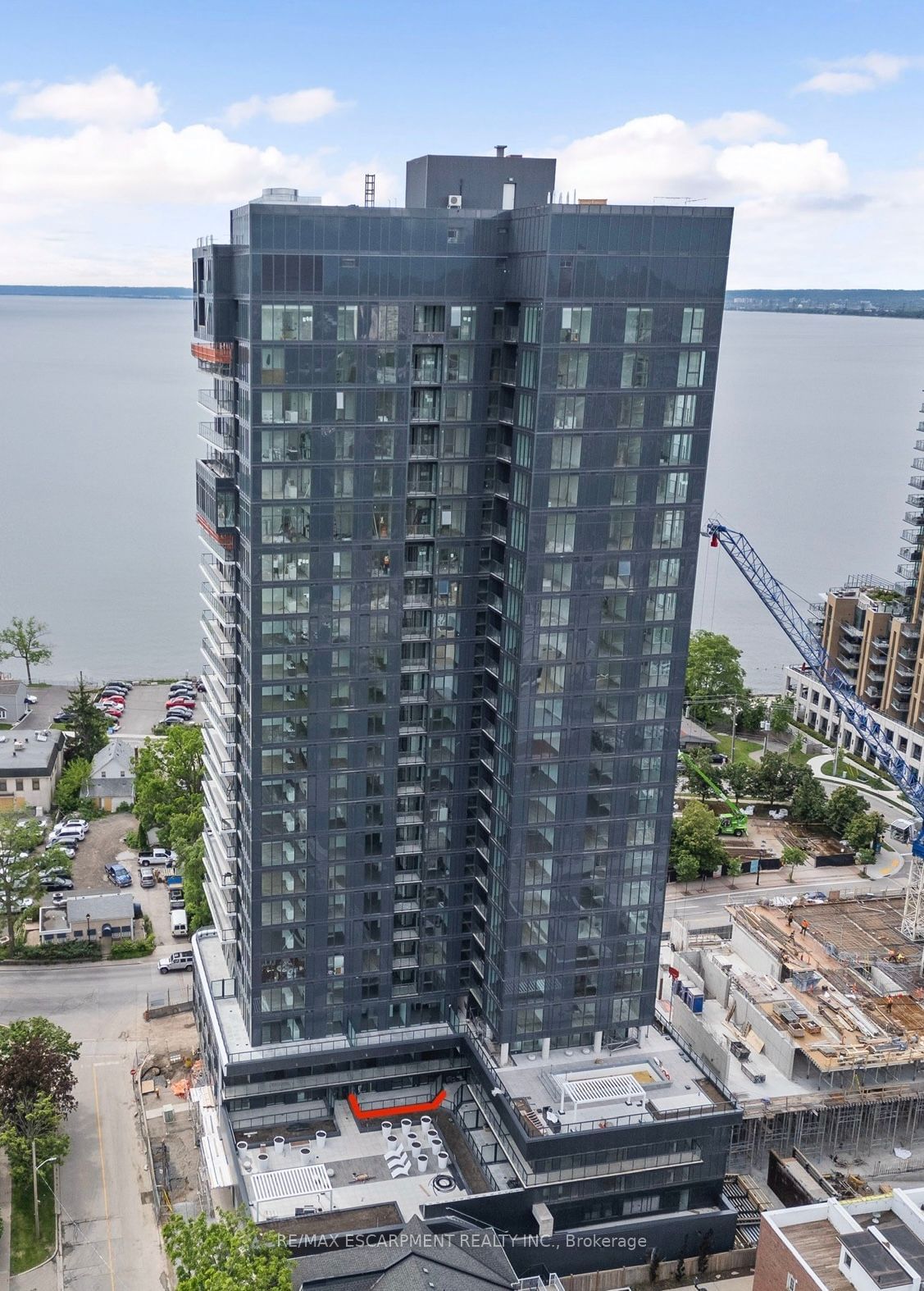 370 MARTHA Street, Unit 201