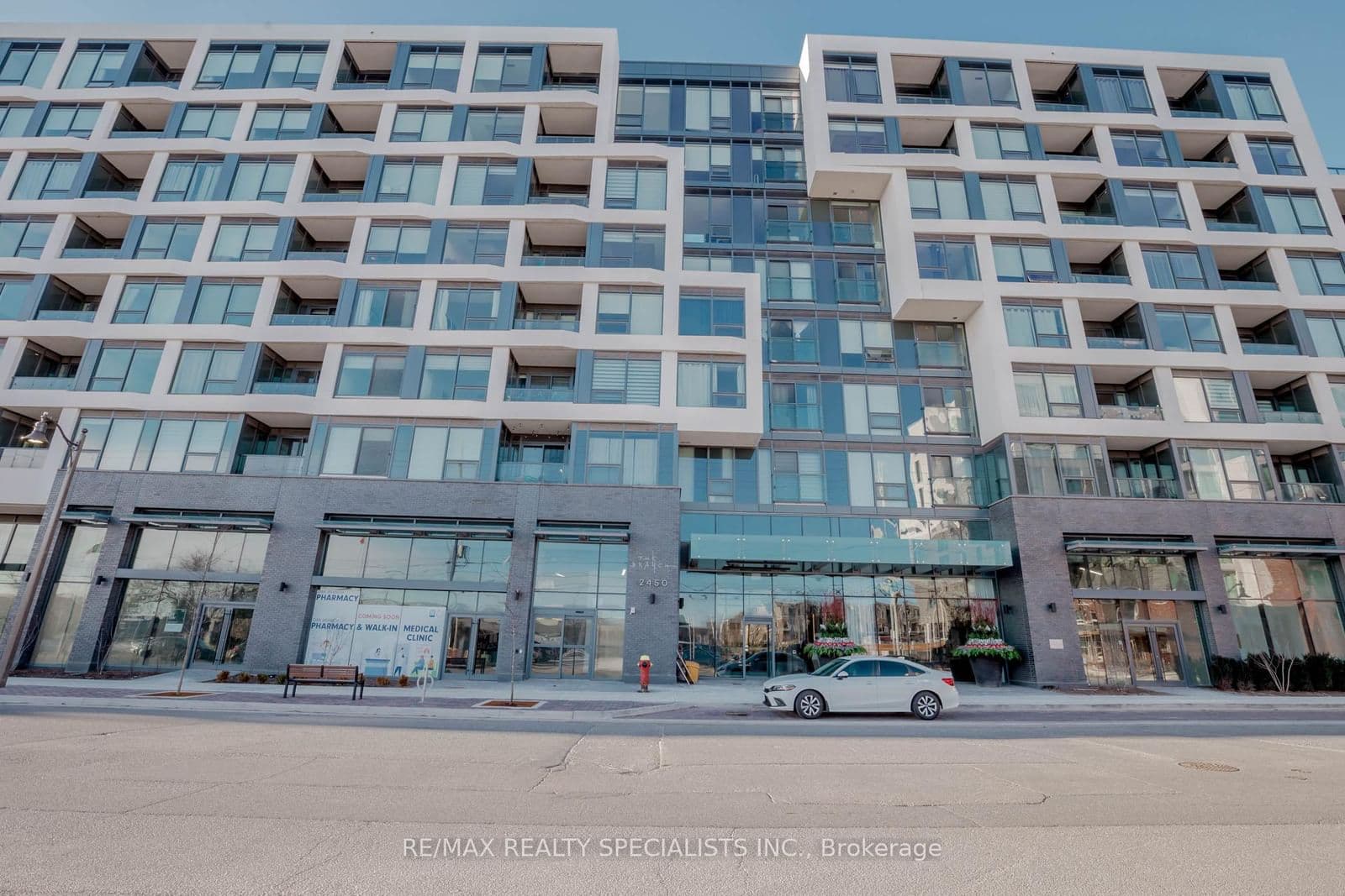 2450 Old Bronte Road, Unit 519