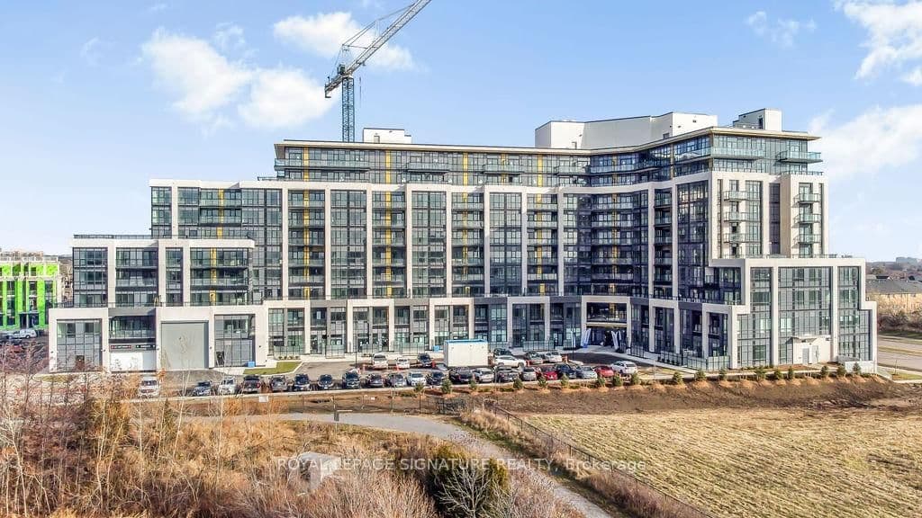 405 Dundas Street W, Unit 330
