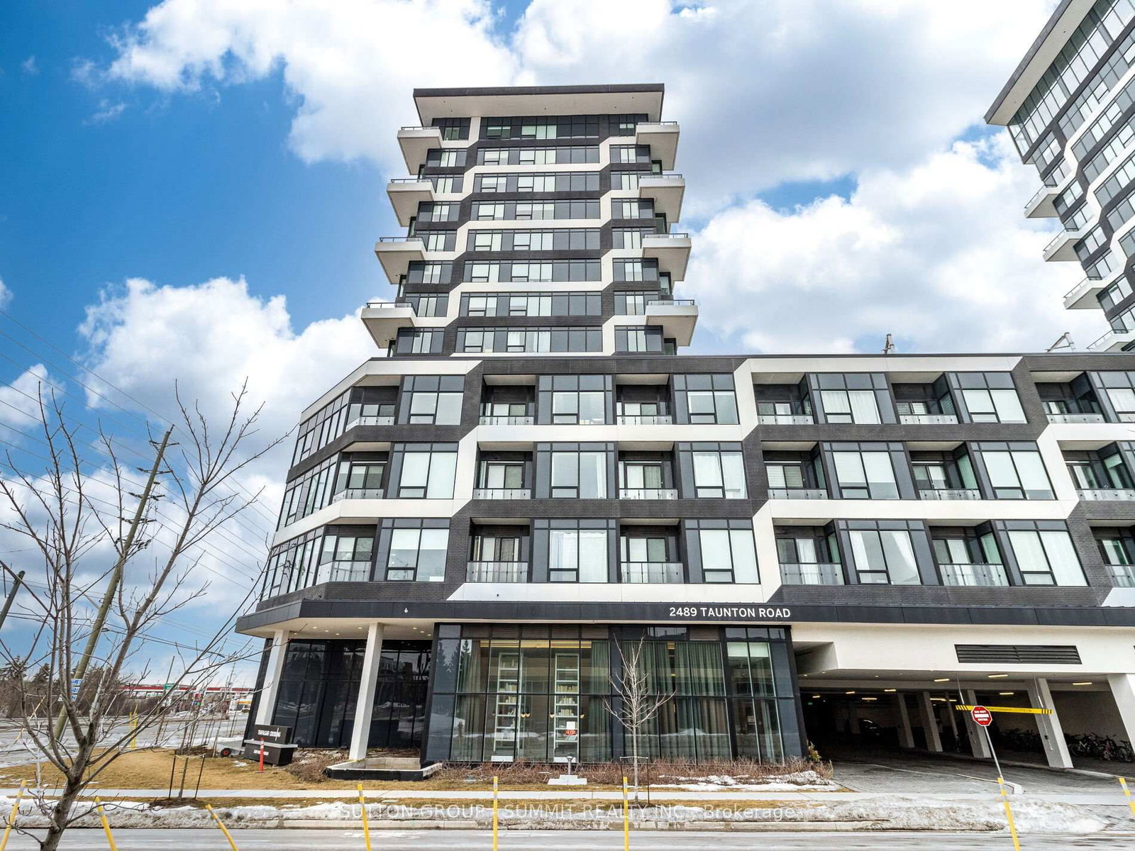 2489 Taunton Road, Unit 1019