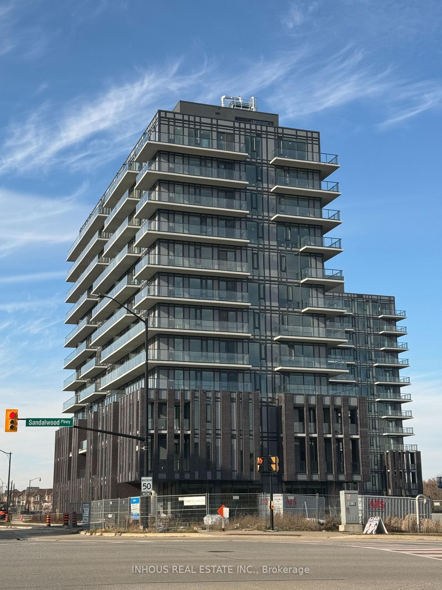 215 Veterans Drive, Unit 909